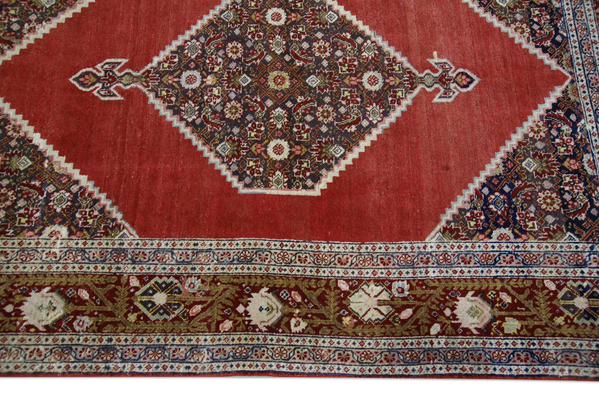 Turkish Vintage Anatolian Rug 4'5" x 6'5" #1010