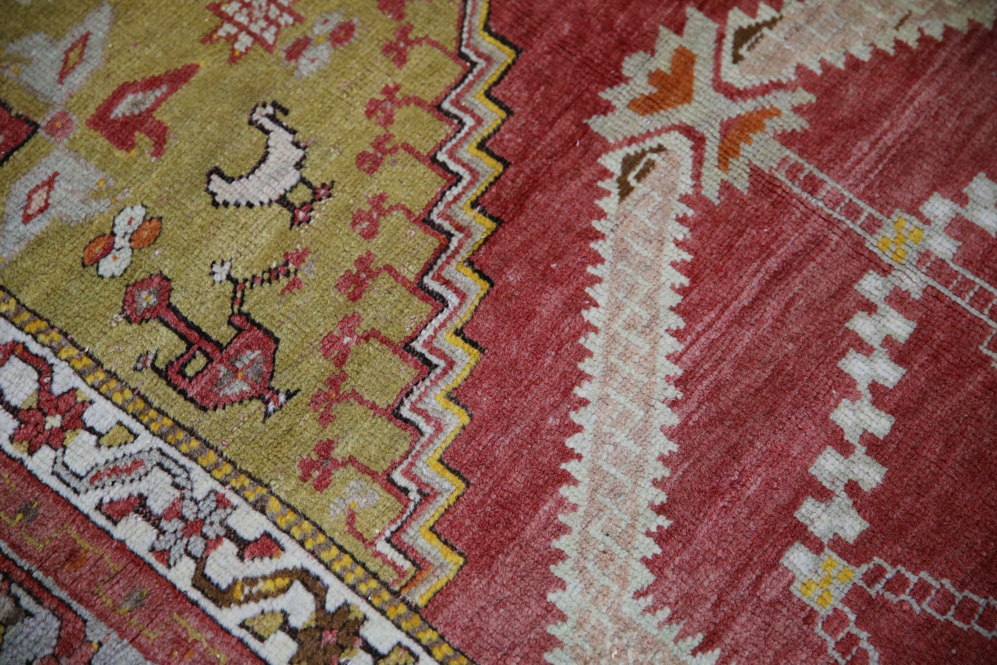 Turkish Vintage Anatolian Rug 3'10" x 6'2" #1009