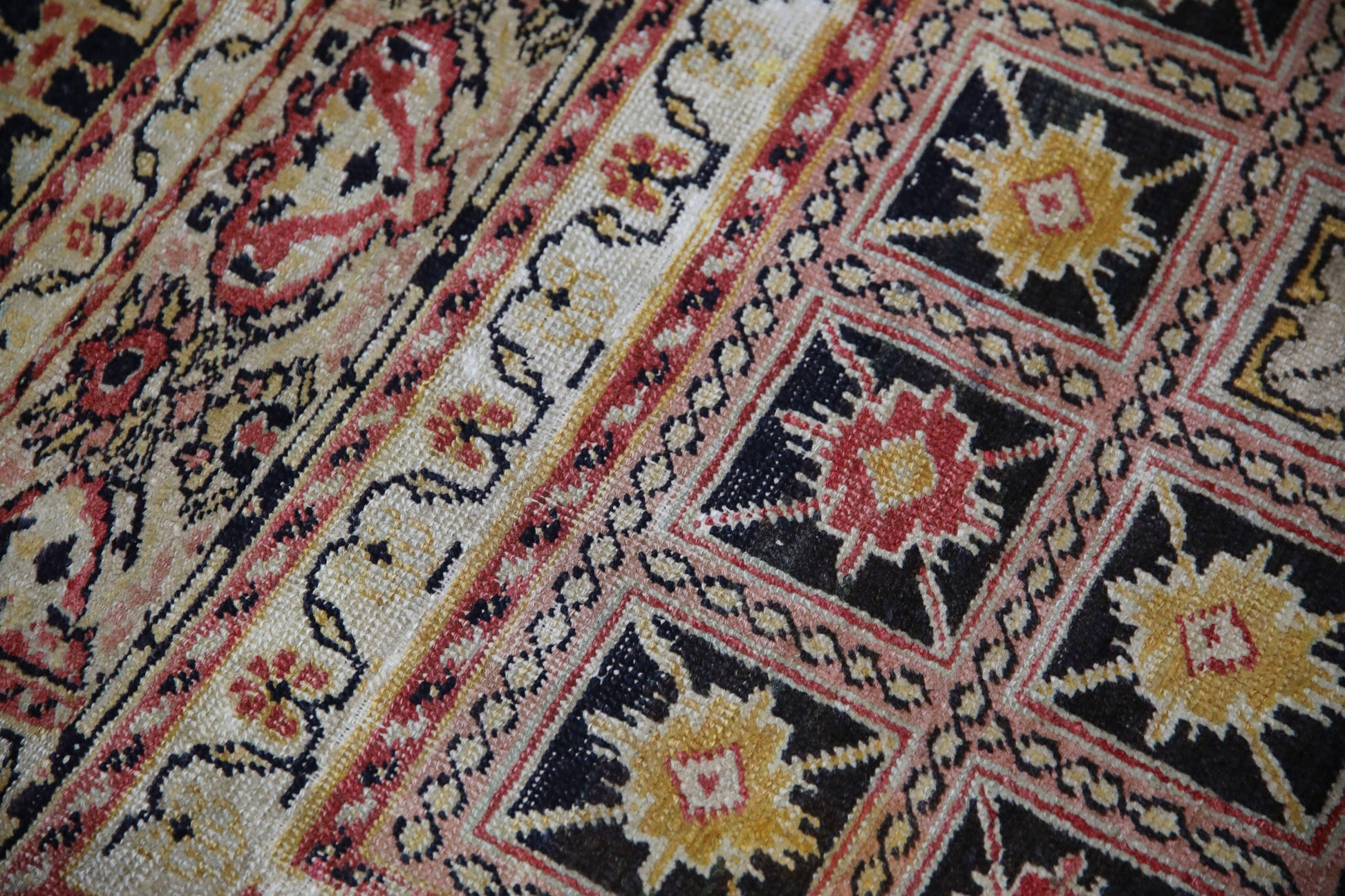 Turkish Vintage Anatolian Rug 4'6" x 6'4" #1008