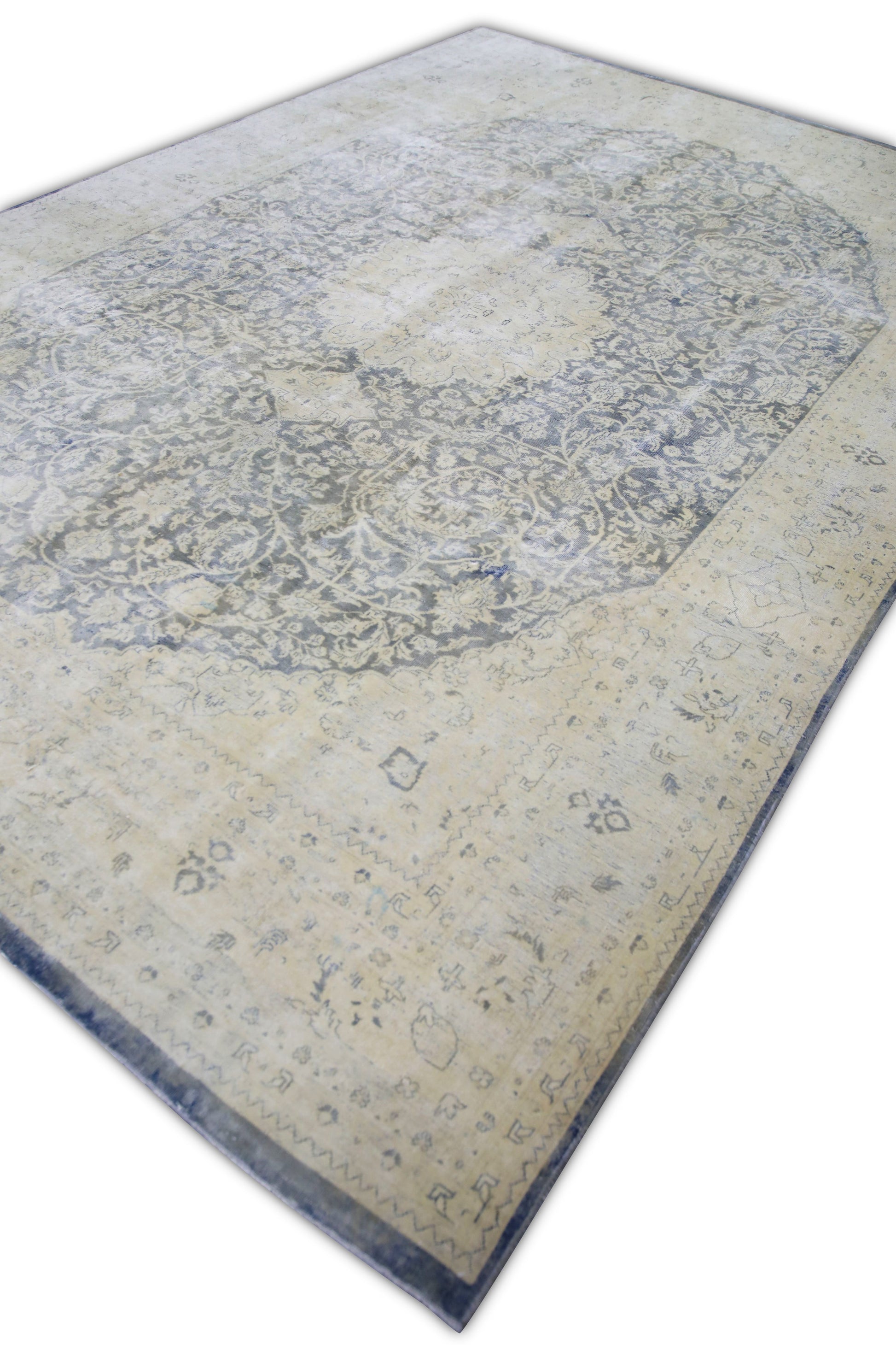 Turkish Vintage Anatolian Rug  7'10" x 11'6" #17