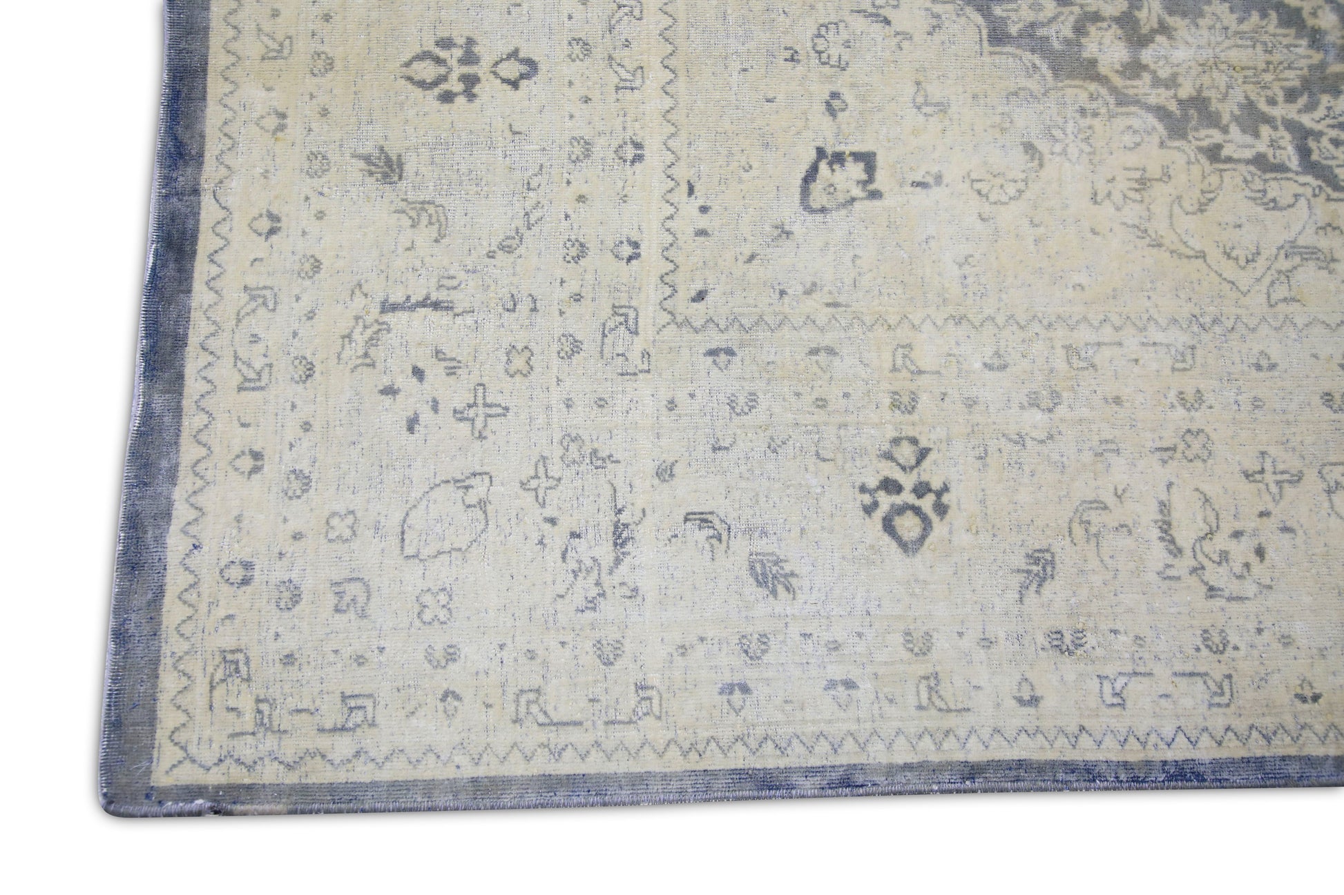 Turkish Vintage Anatolian Rug  7'10" x 11'6" #17