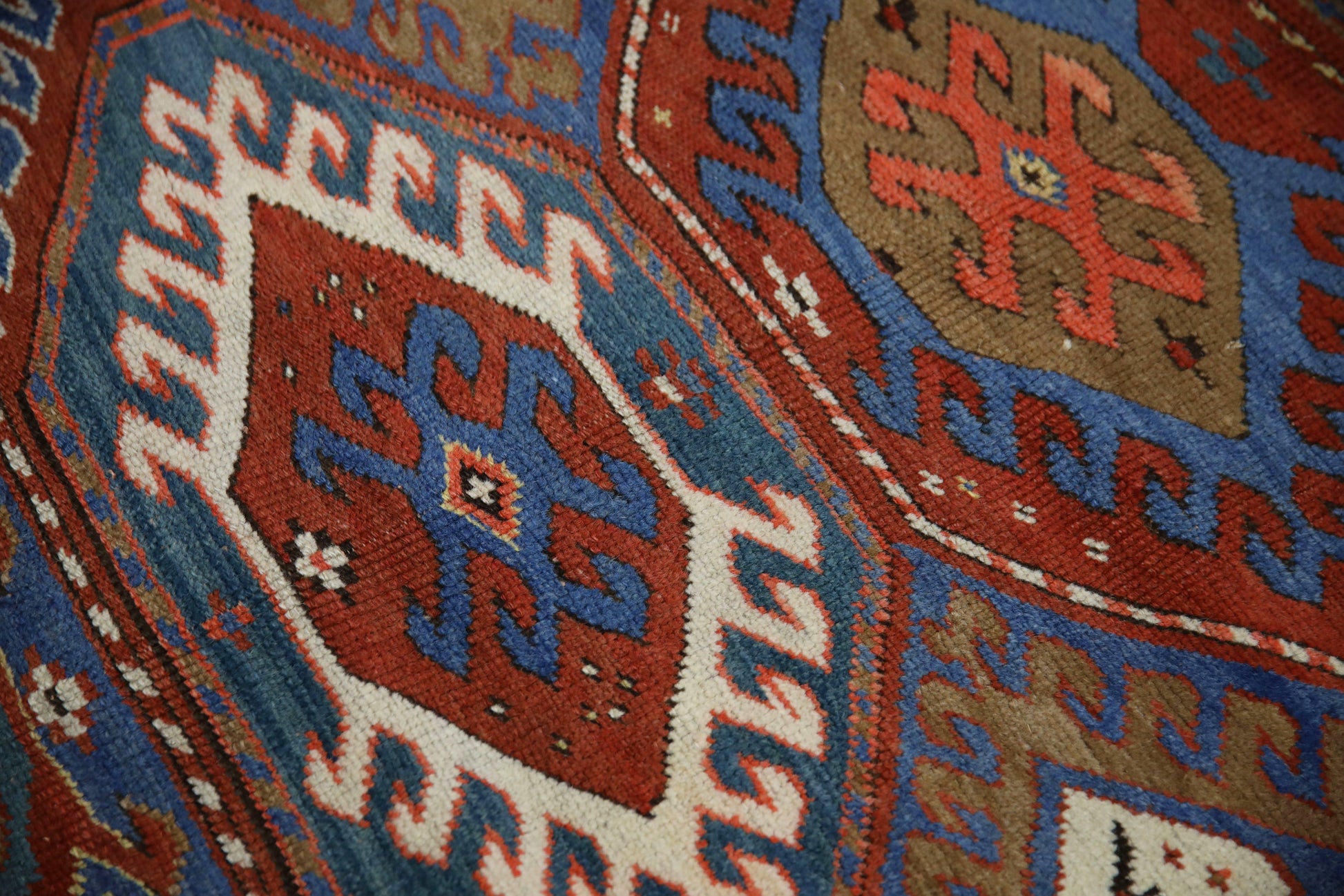 Turkish Vintage Anatolian Rug  4'3" x 7'7" #01