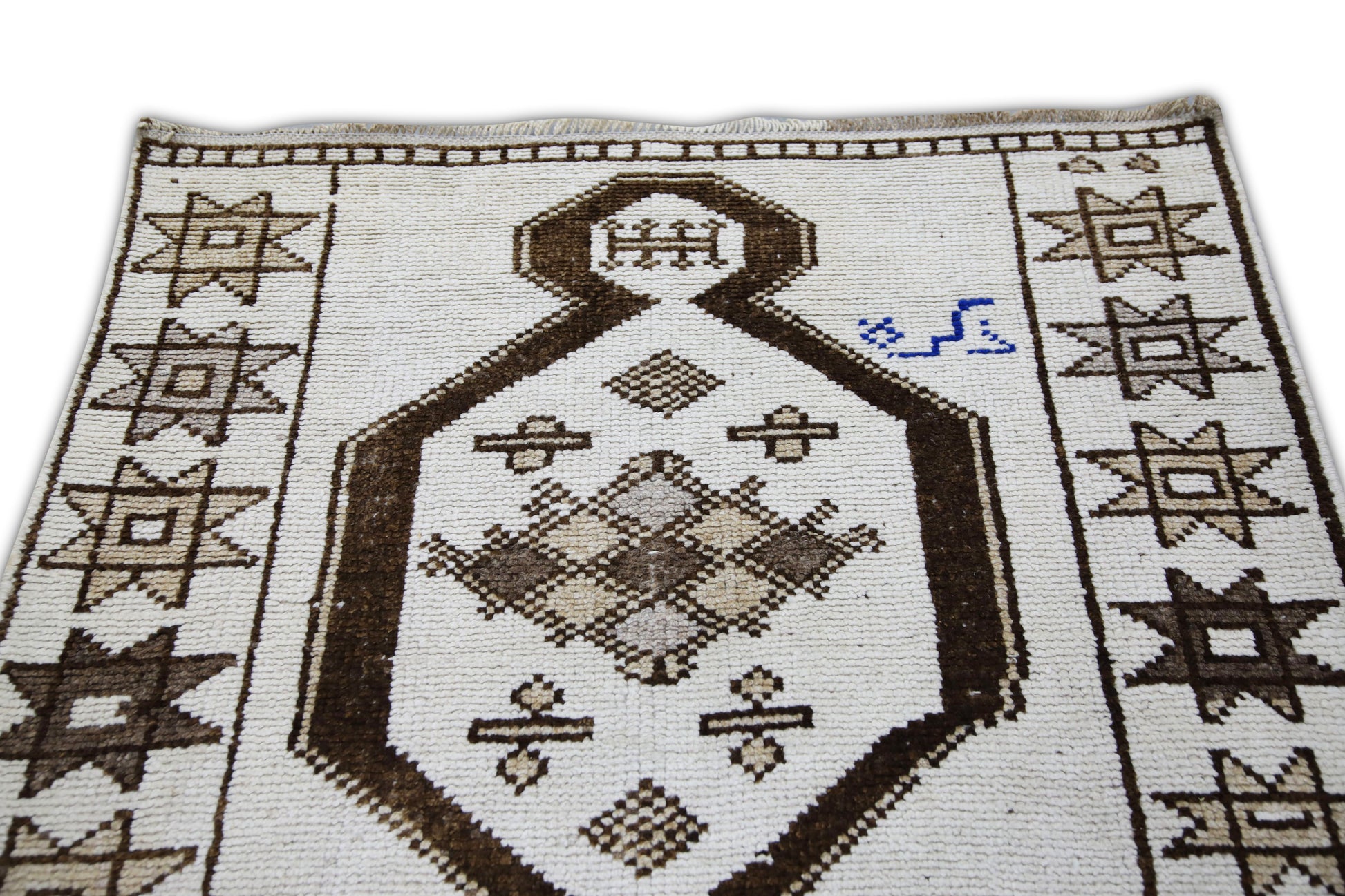 Turkish Vintage Anatolian Rug  4' x 10'8" #122