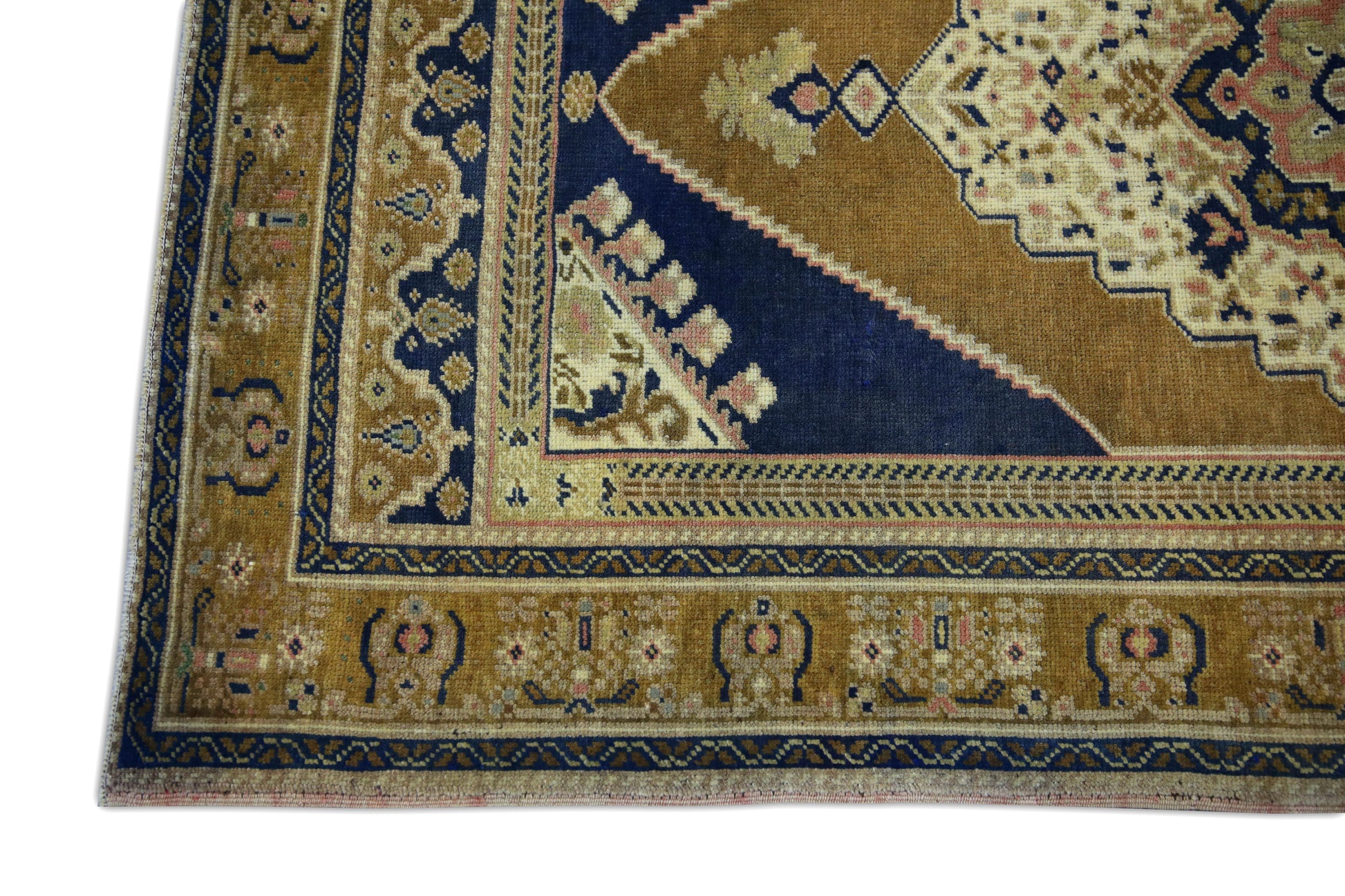 Turkish Vintage Anatolian Rug  3'9" x 5'11" #44