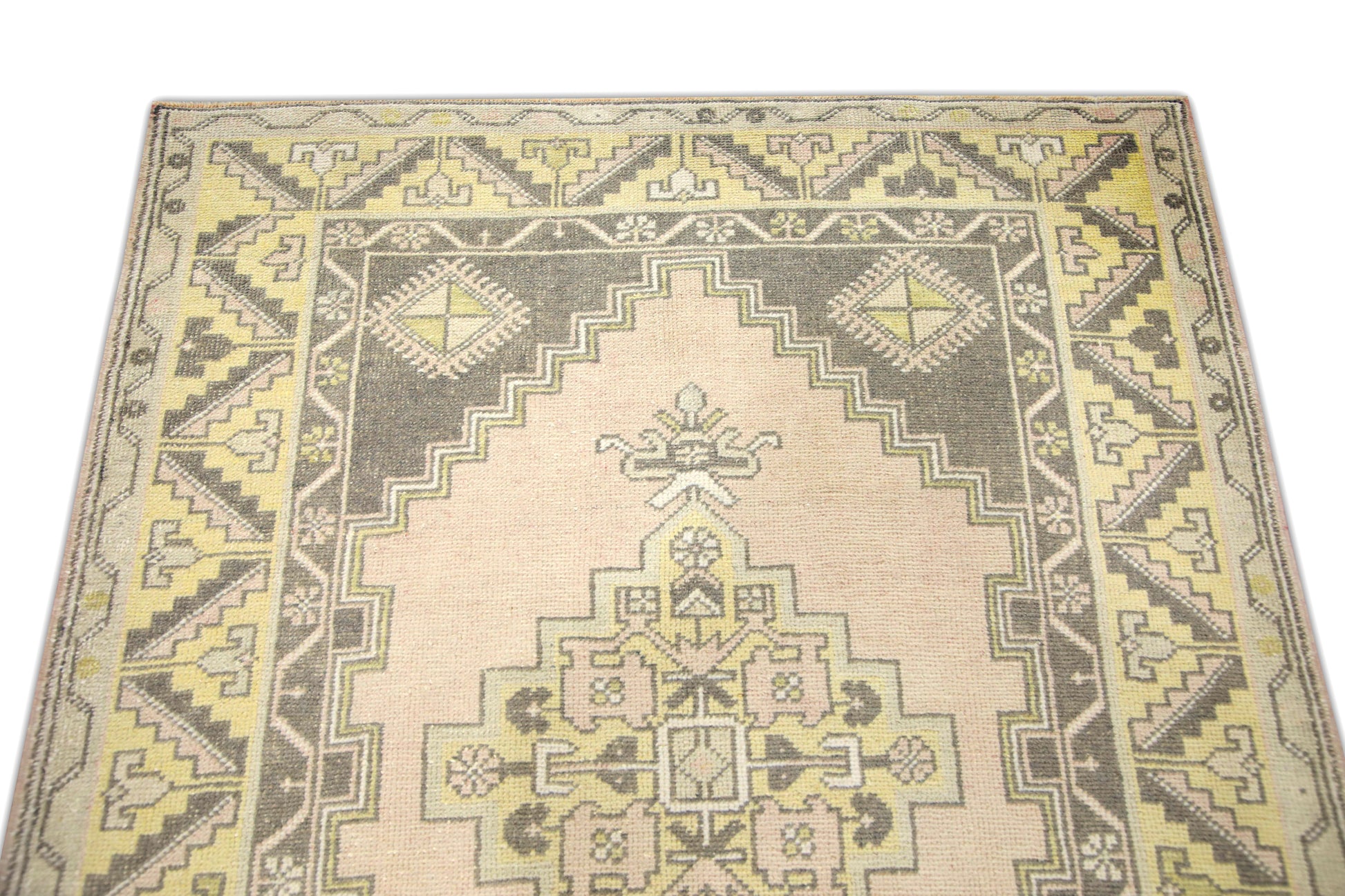 Turkish Vintage Anatolian Rug  4'1" x 6'11" #198