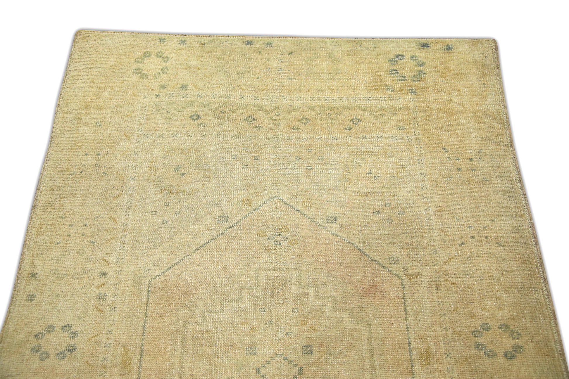 Turkish Vintage Anatolian Rug  3'9" x 5'6" #103