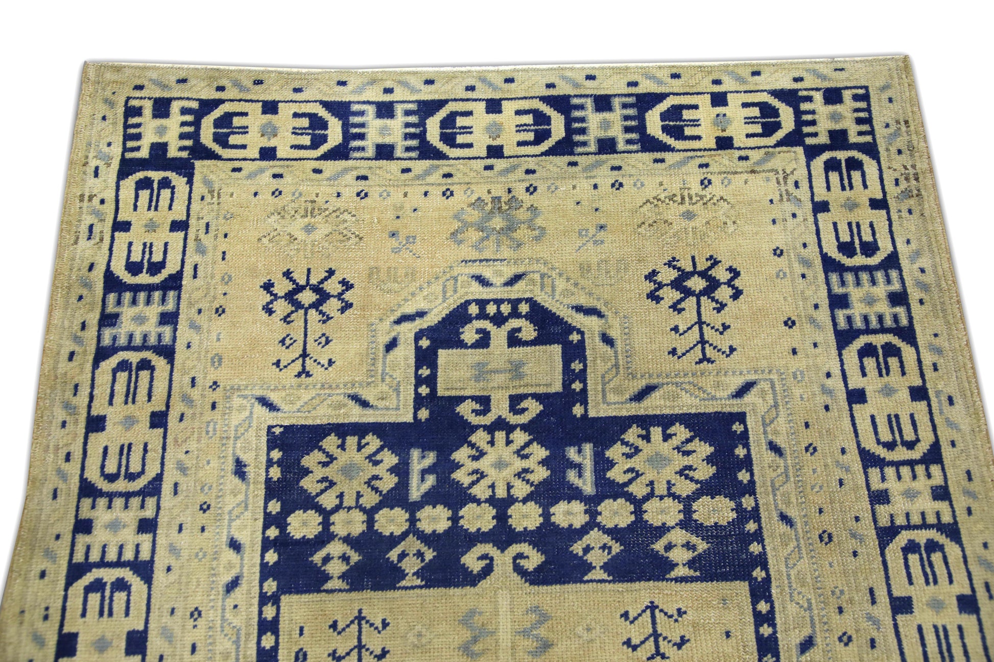 Turkish Vintage Anatolian Rug  3'9" x 5'11" #117