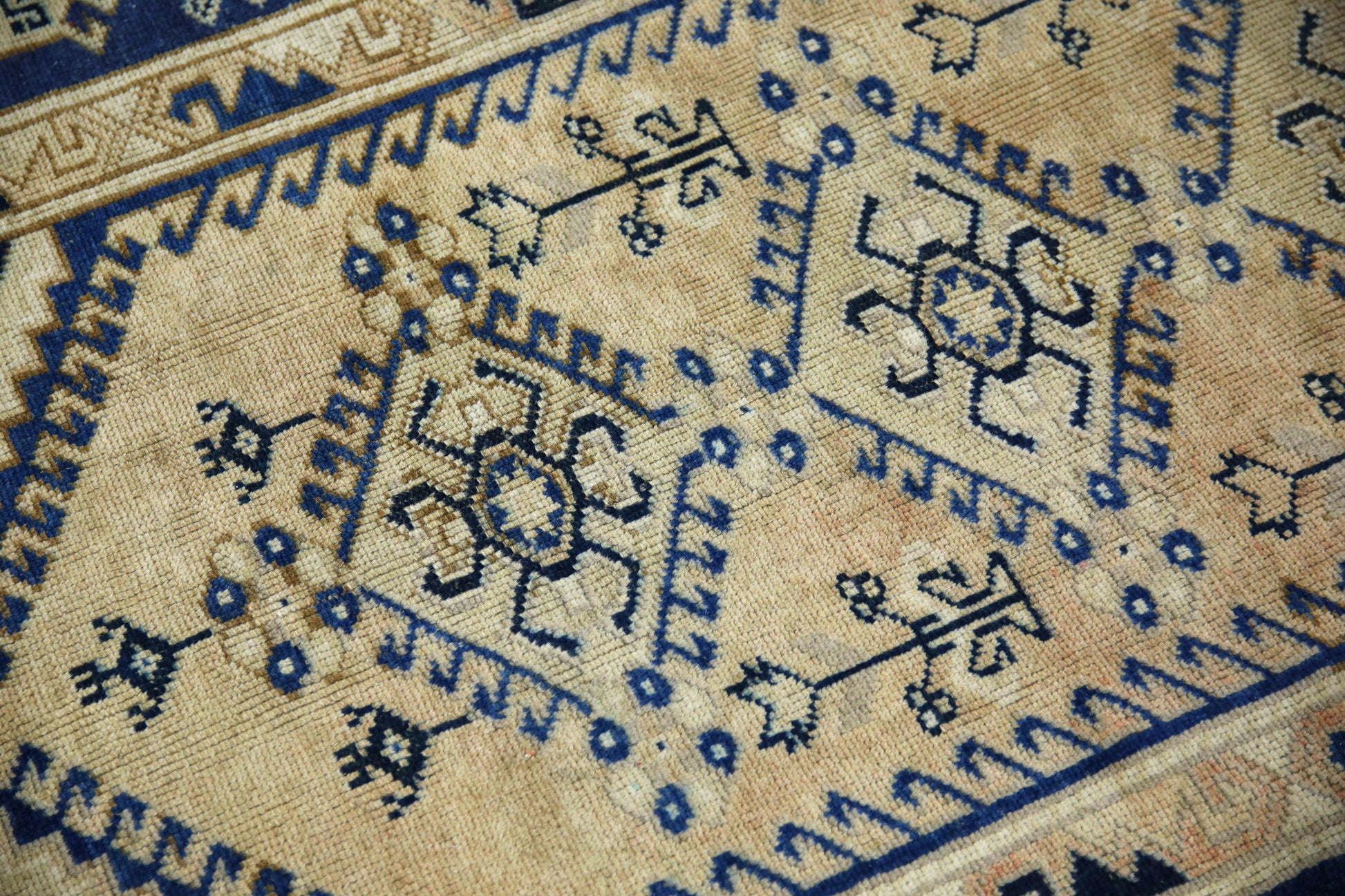 Turkish Vintage Anatolian Rug  3'11" x 6' #139