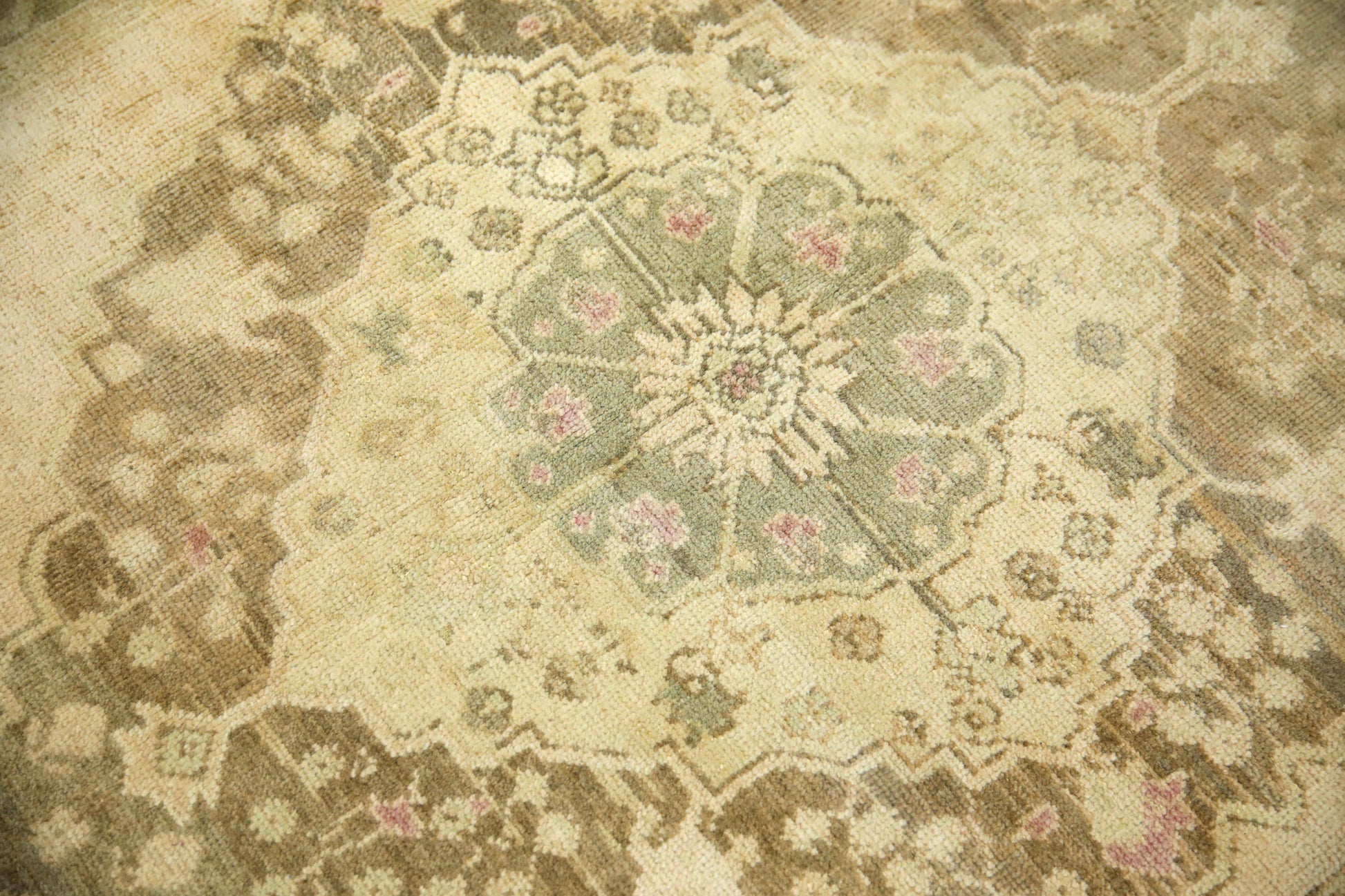Turkish Vintage Anatolian Rug  3'11" x 5'6" #240