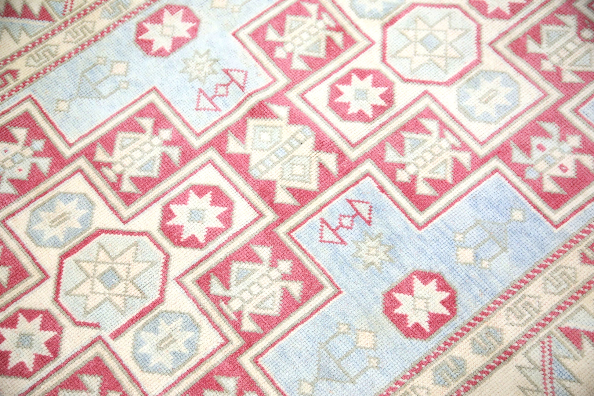 Turkish Vintage Anatolian Rug  4' x 6'4" #613