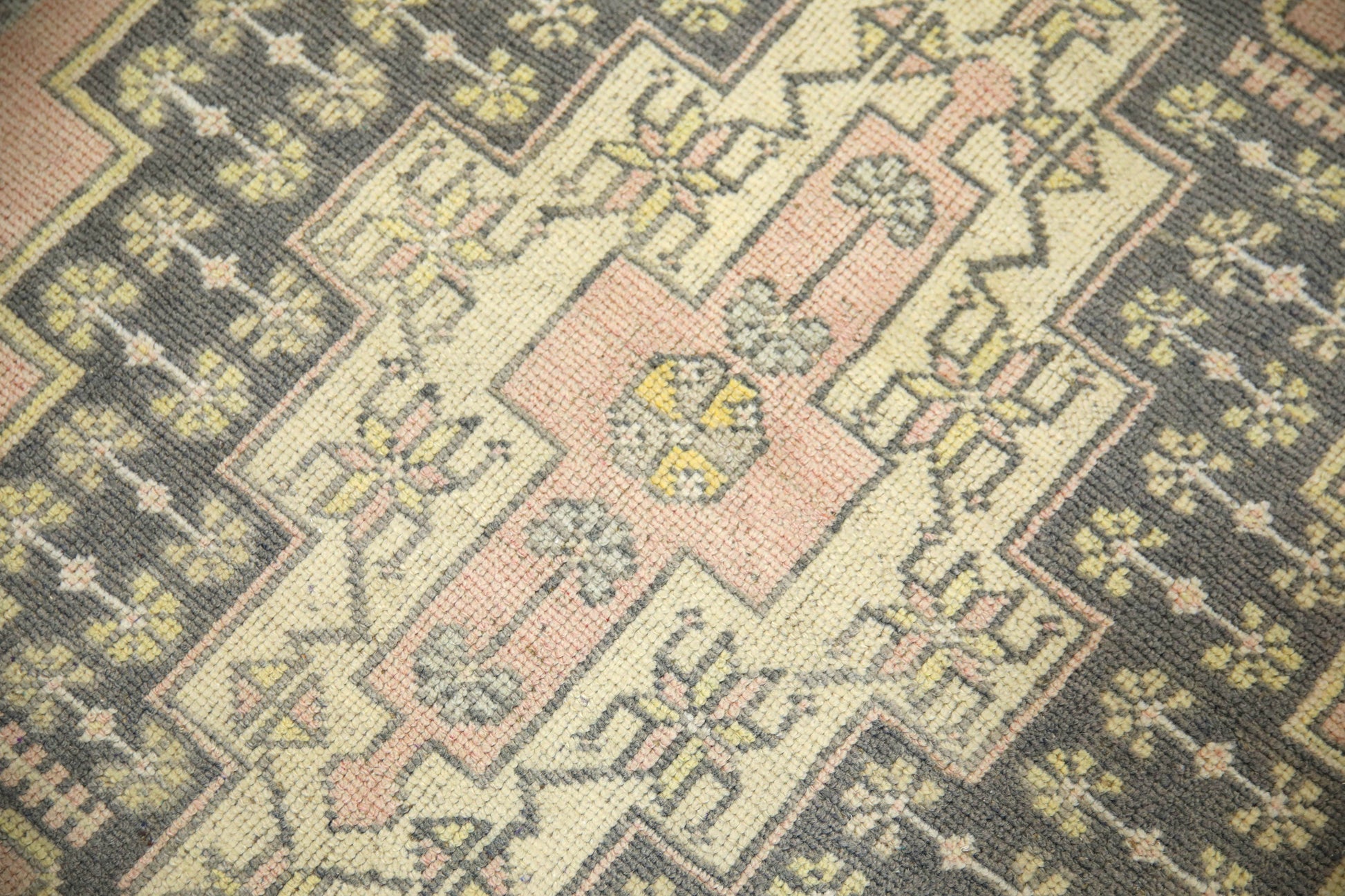 Turkish Vintage Anatolian Rug  3'4" x 6'7" #140