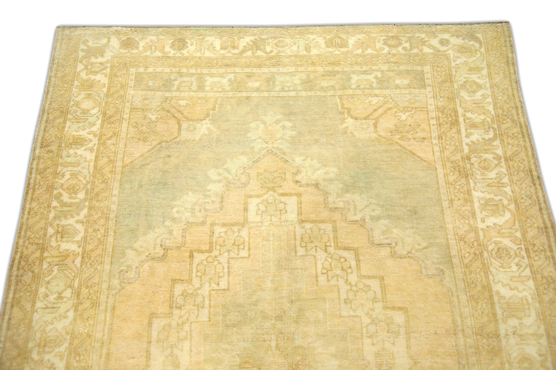 Turkish Vintage Anatolian Rug  4'5" x 6'5" #133