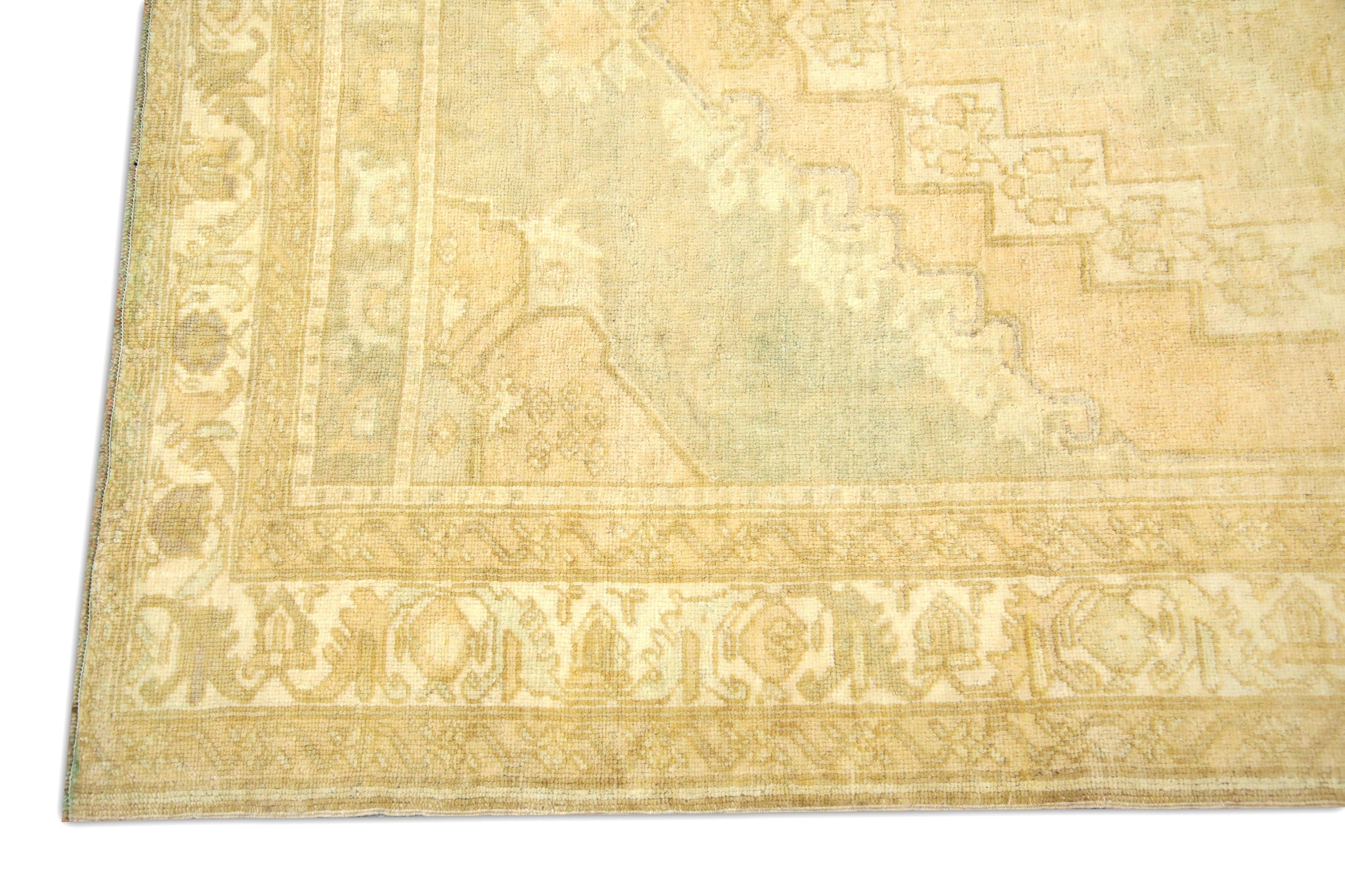Turkish Vintage Anatolian Rug  4'5" x 6'5" #133