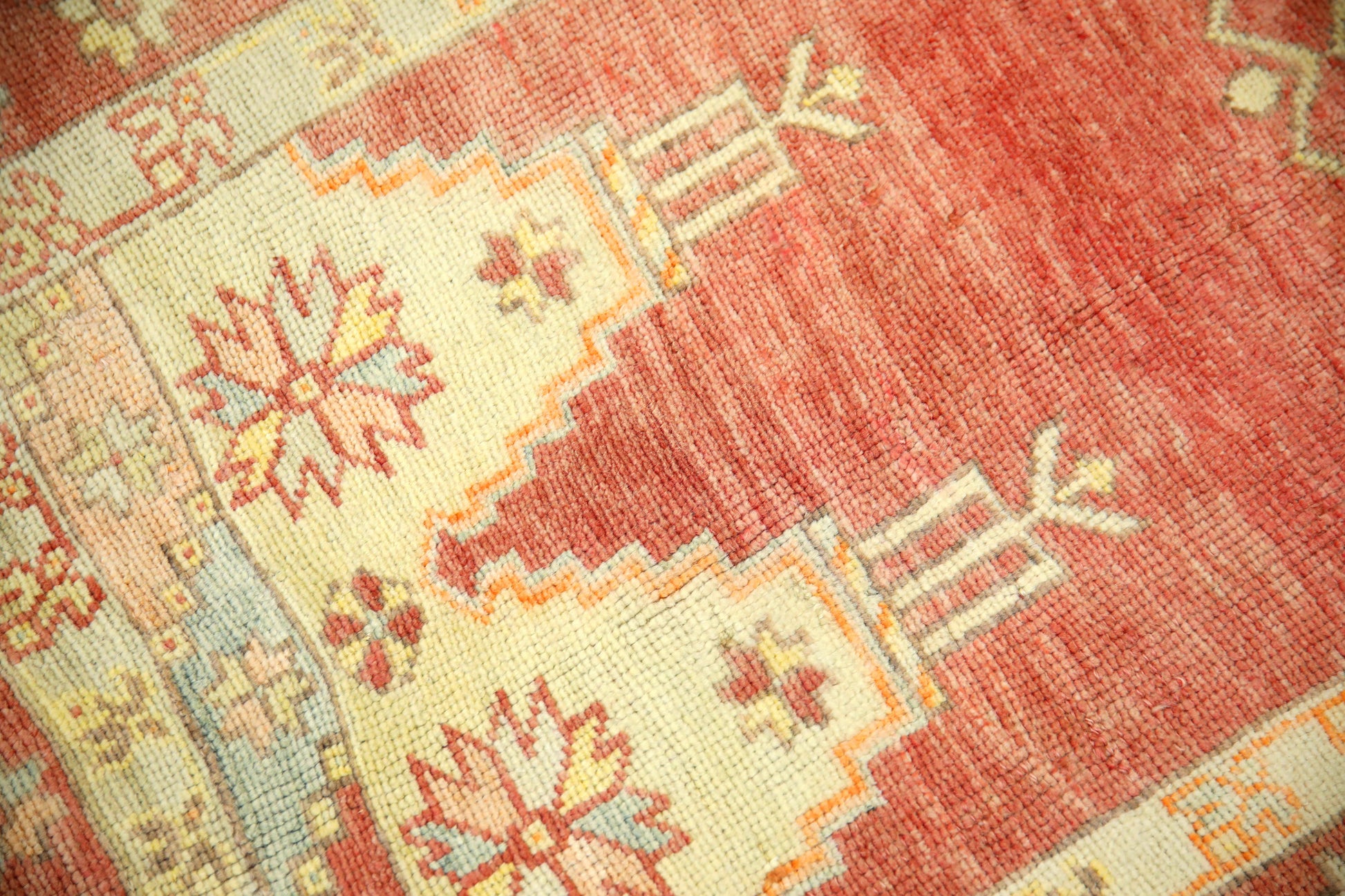 Turkish Vintage Anatolian Rug  3'10" x 5'4" #33