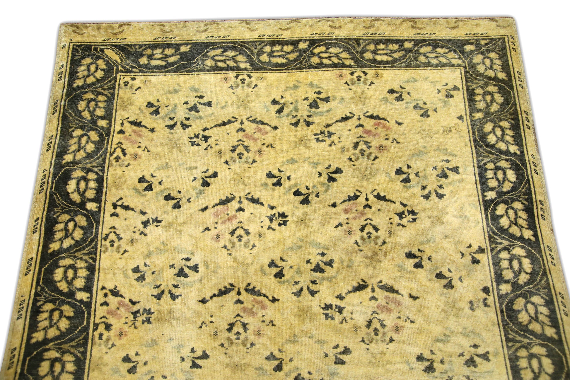 Turkish Vintage Anatolian Rug  4'2" x 5'7" #92