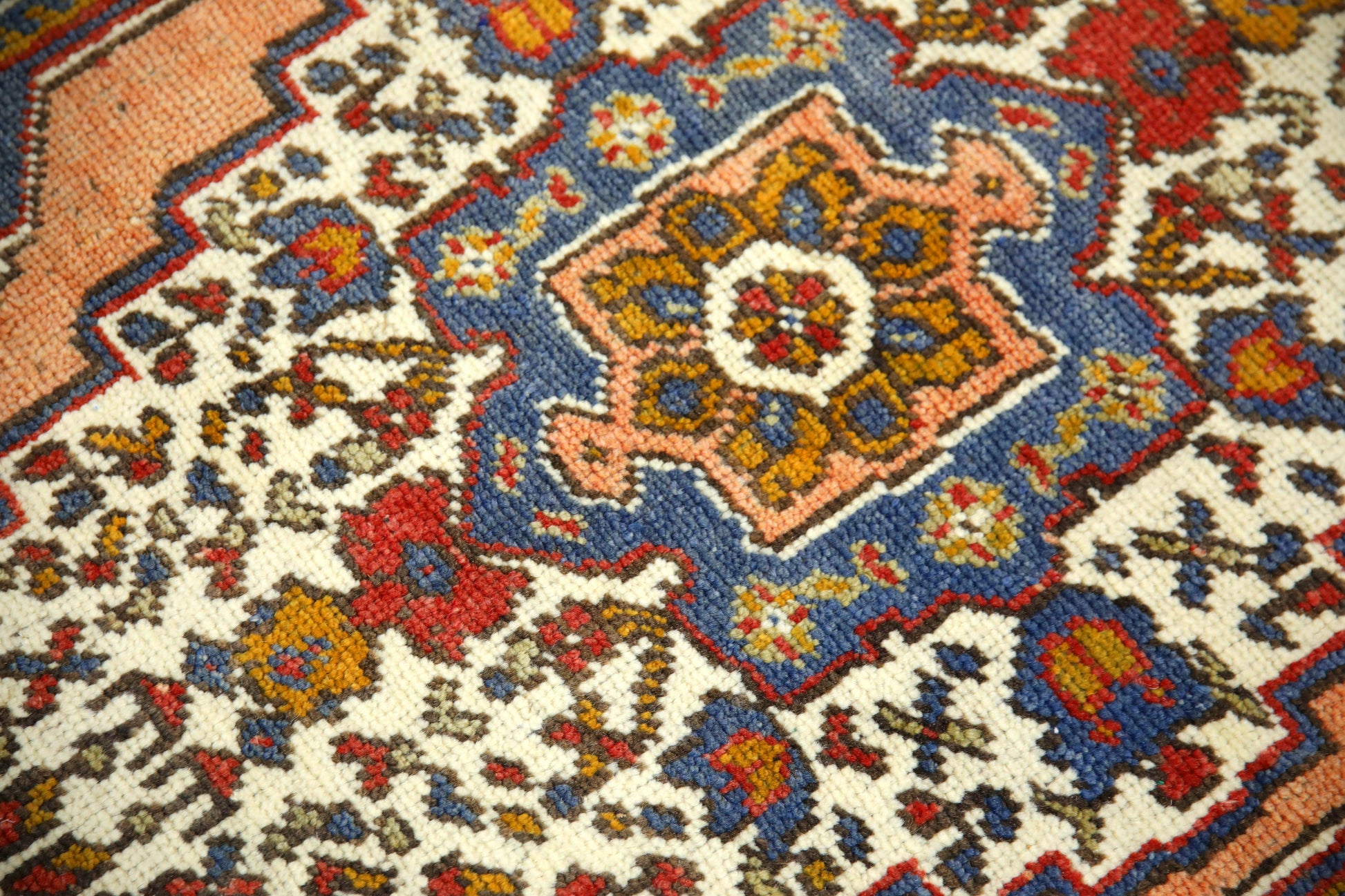 Turkish Vintage Anatolian Rug  3'8" x 5'11" #287
