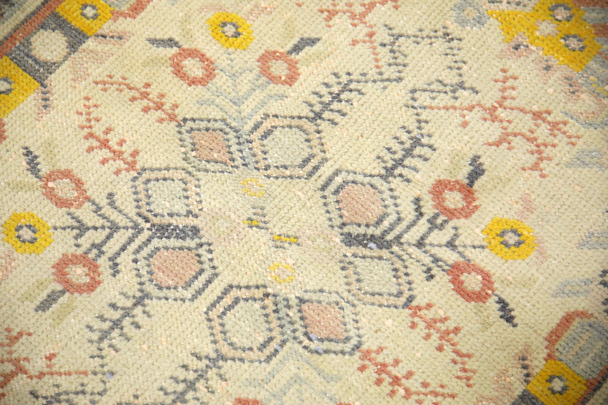 Turkish Vintage Anatolian Rug  2'9" x 6'4" #95