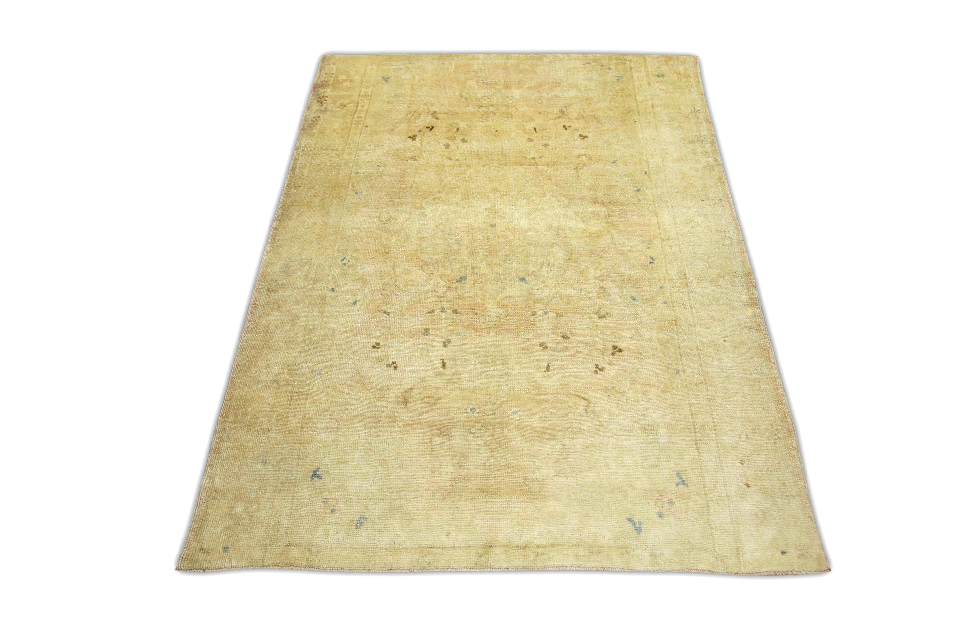 Turkish Vintage Anatolian Rug  4' x 5'4" #218