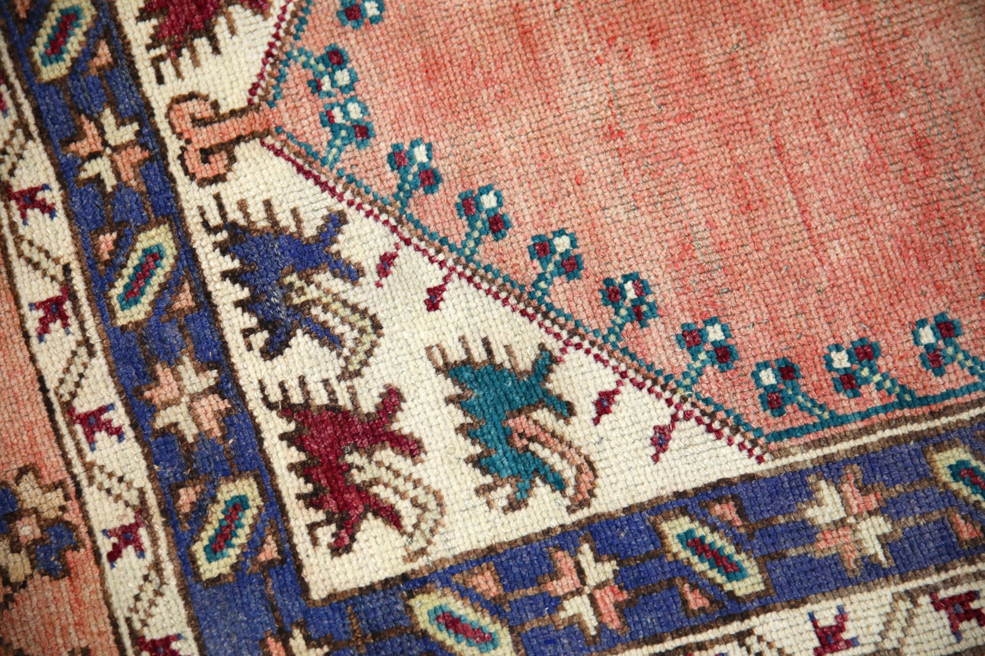 Turkish Vintage Anatolian Rug  3'11" x 5'10" #2125