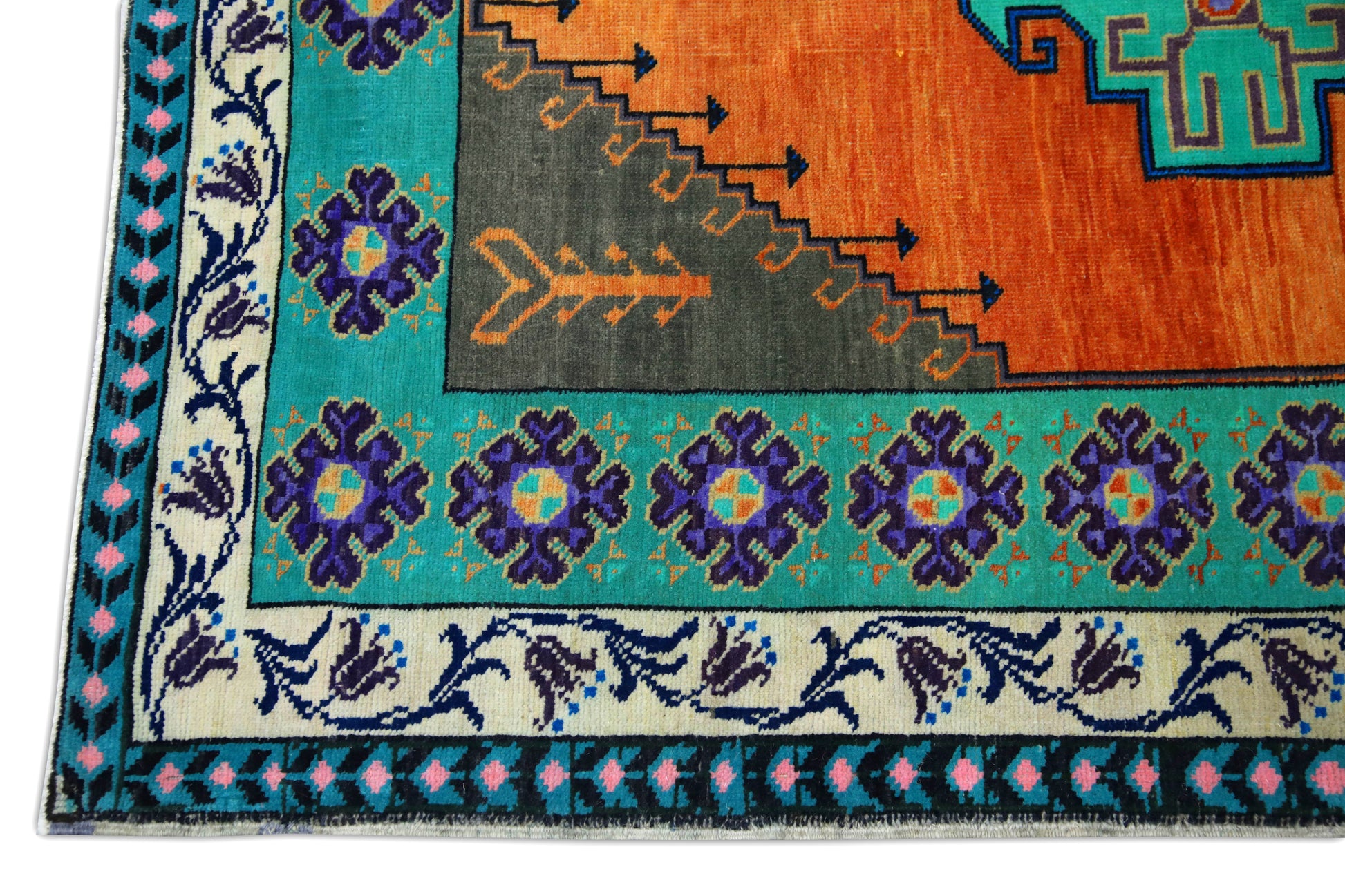 Turkish Vintage Anatolian Rug  3'11" x 6'7" #6448