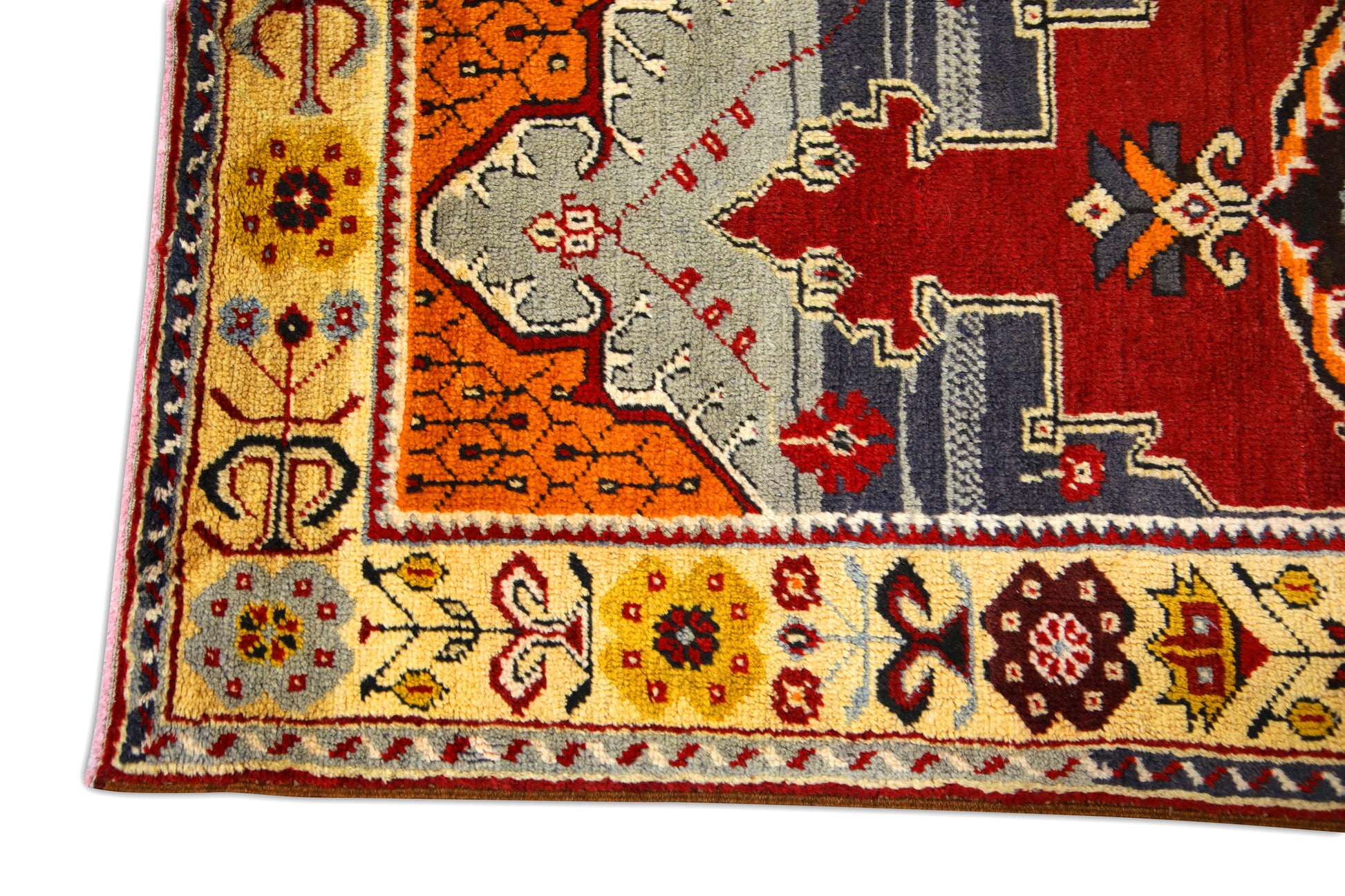 Turkish Vintage Anatolian Rug  3'9" x 6'7" #440