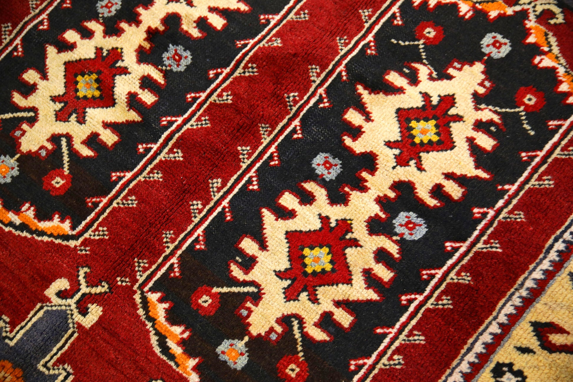 Turkish Vintage Anatolian Rug  3'9" x 6'7" #440
