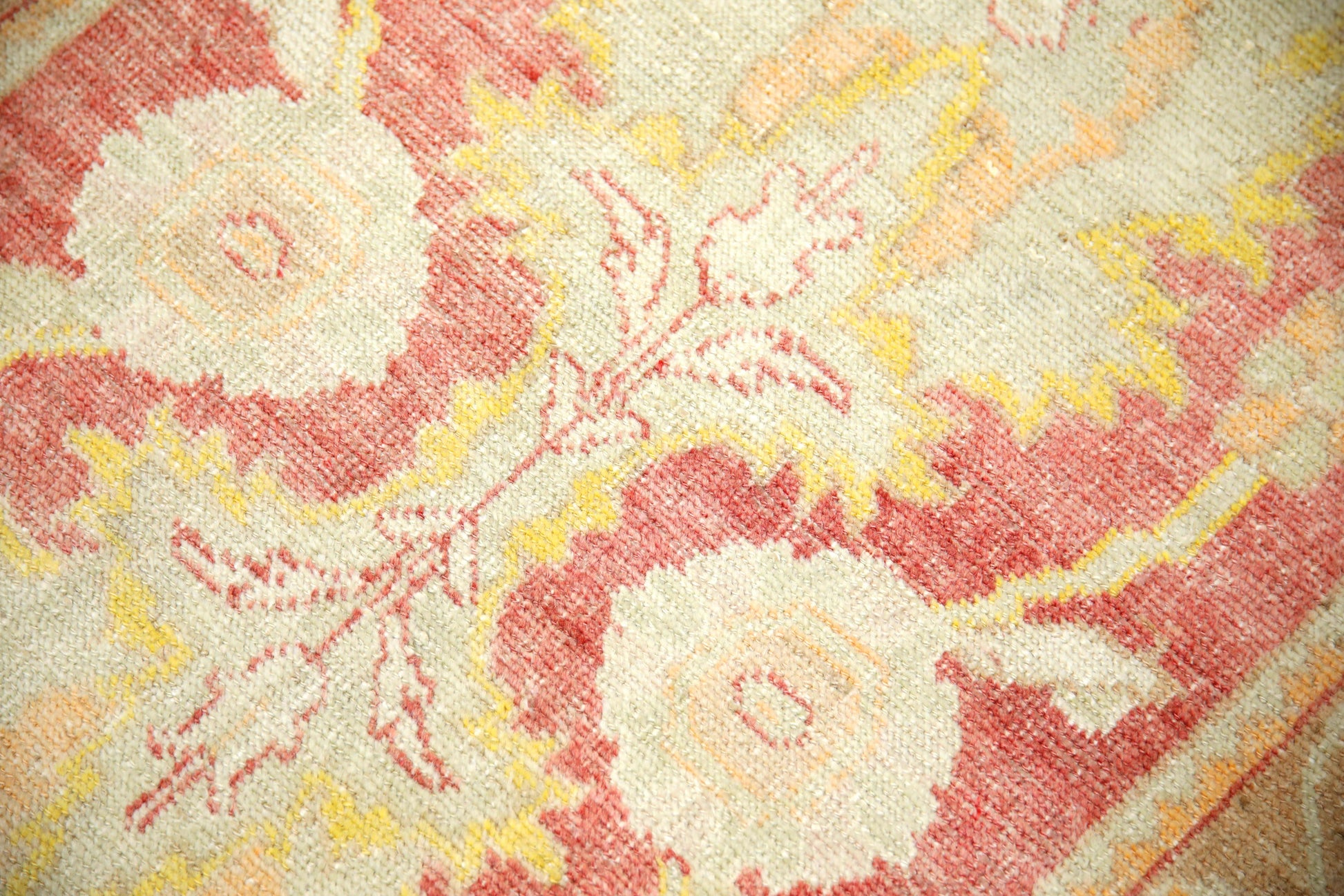 Turkish Vintage Anatolian Rug  2'7" x 5'3" #182