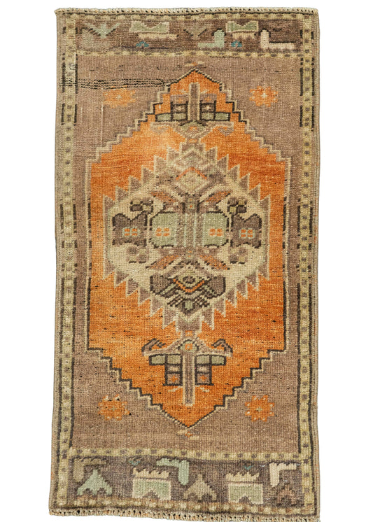 Turkish Yastik Rug  1'6" x  2'11" #23655