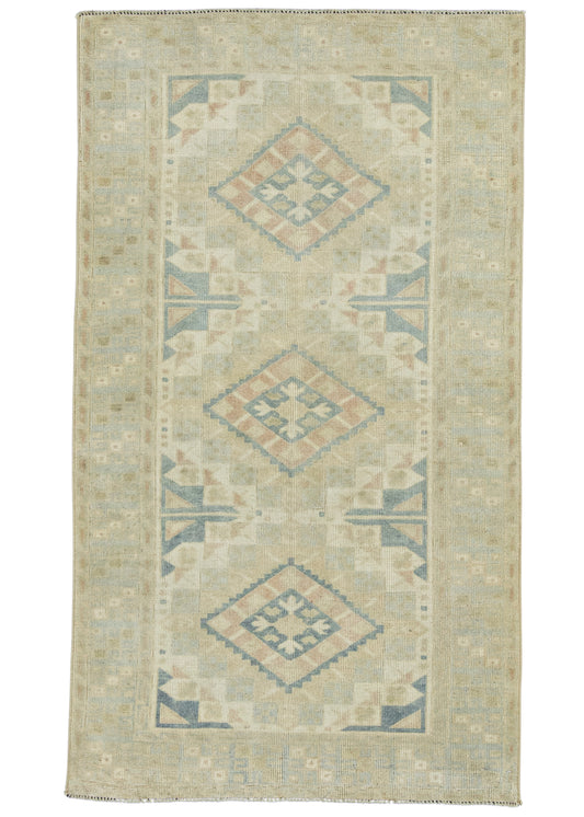 Turkish Vıntage Rug 3'2" x 5'8" #22795