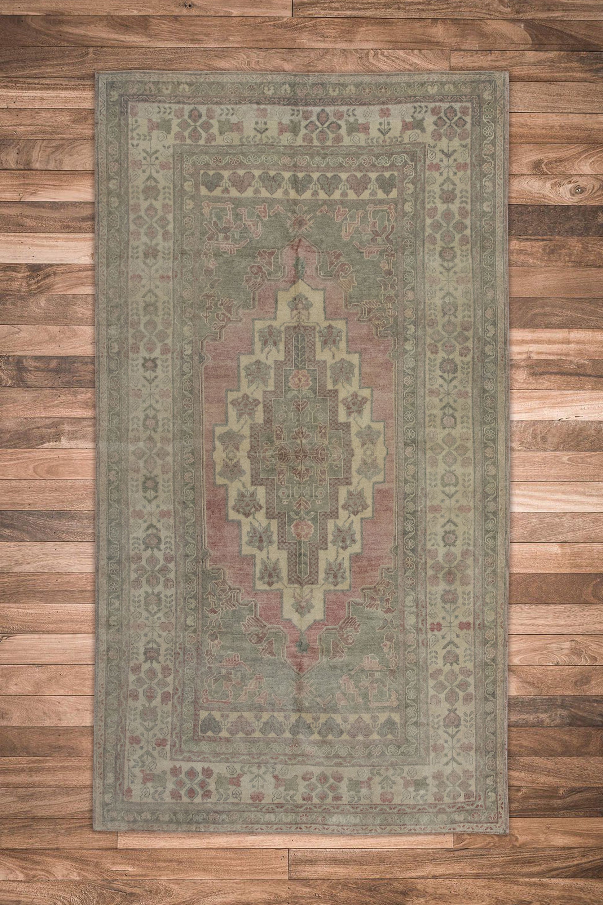 Turkish Vintage Anatolian Rug  4'8" x 7'10" #11095