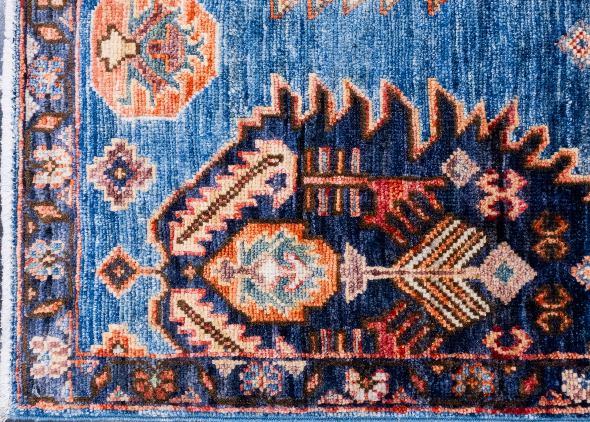 Oriental Handmade Rug 2'1" x 3'5" #9028