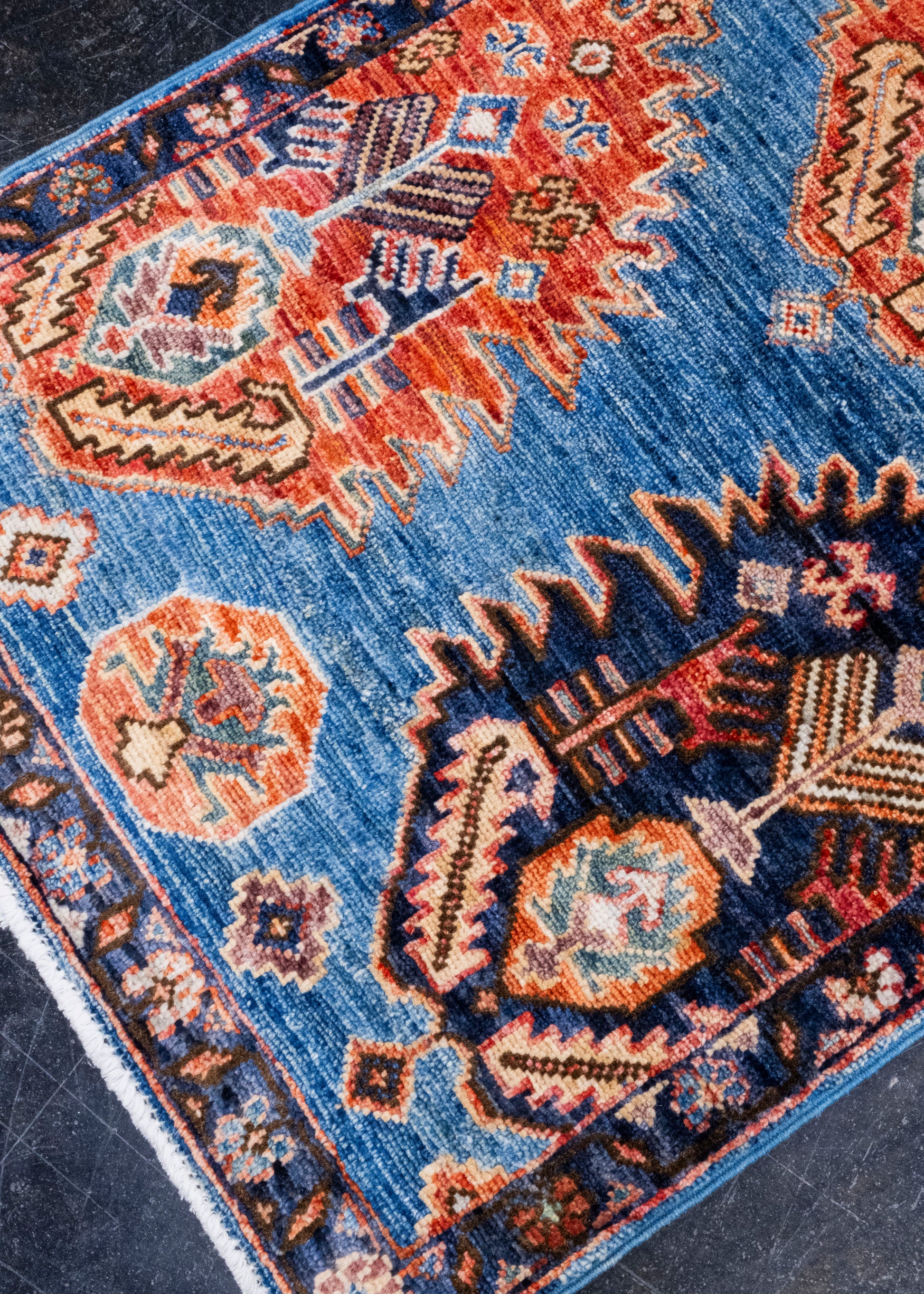 Oriental Handmade Rug 2'1" x 3'5" #9028