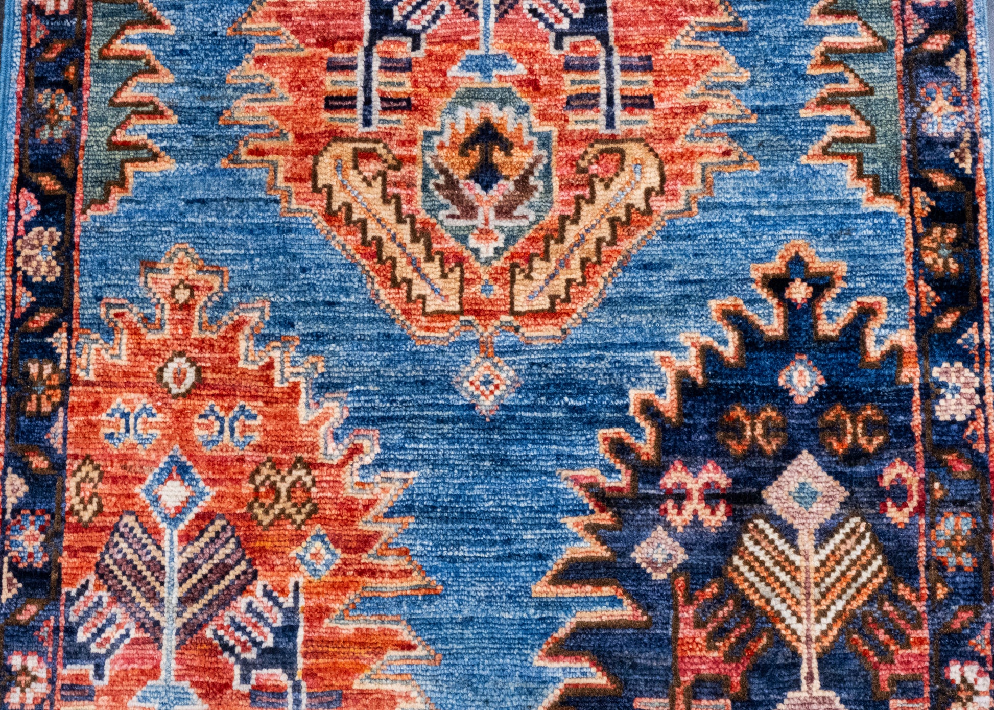 Oriental Handmade Rug 2'1" x 3'5" #9028