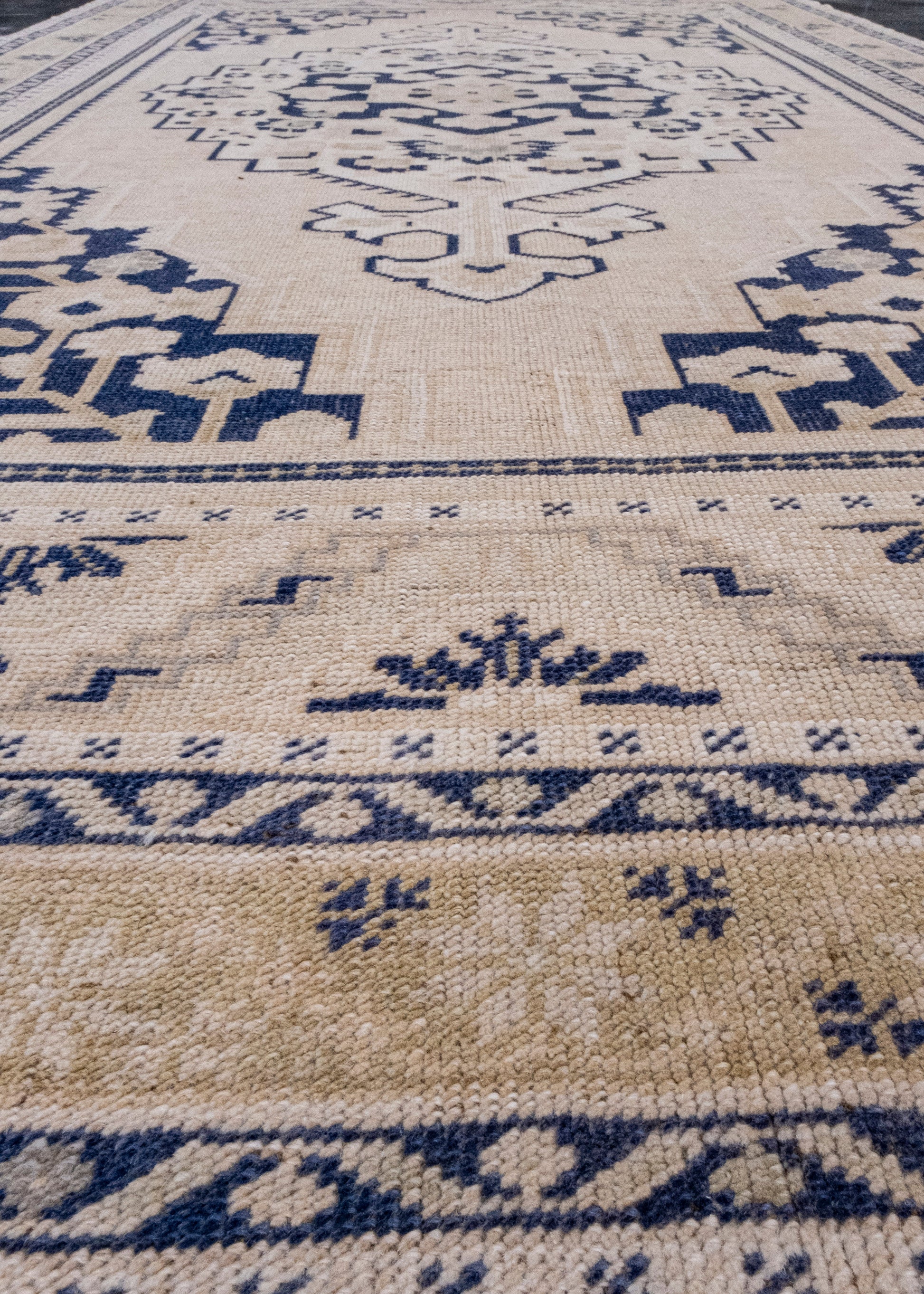 Turkish Vintage Anatolian Rug 5'1" x 8'4" #7012