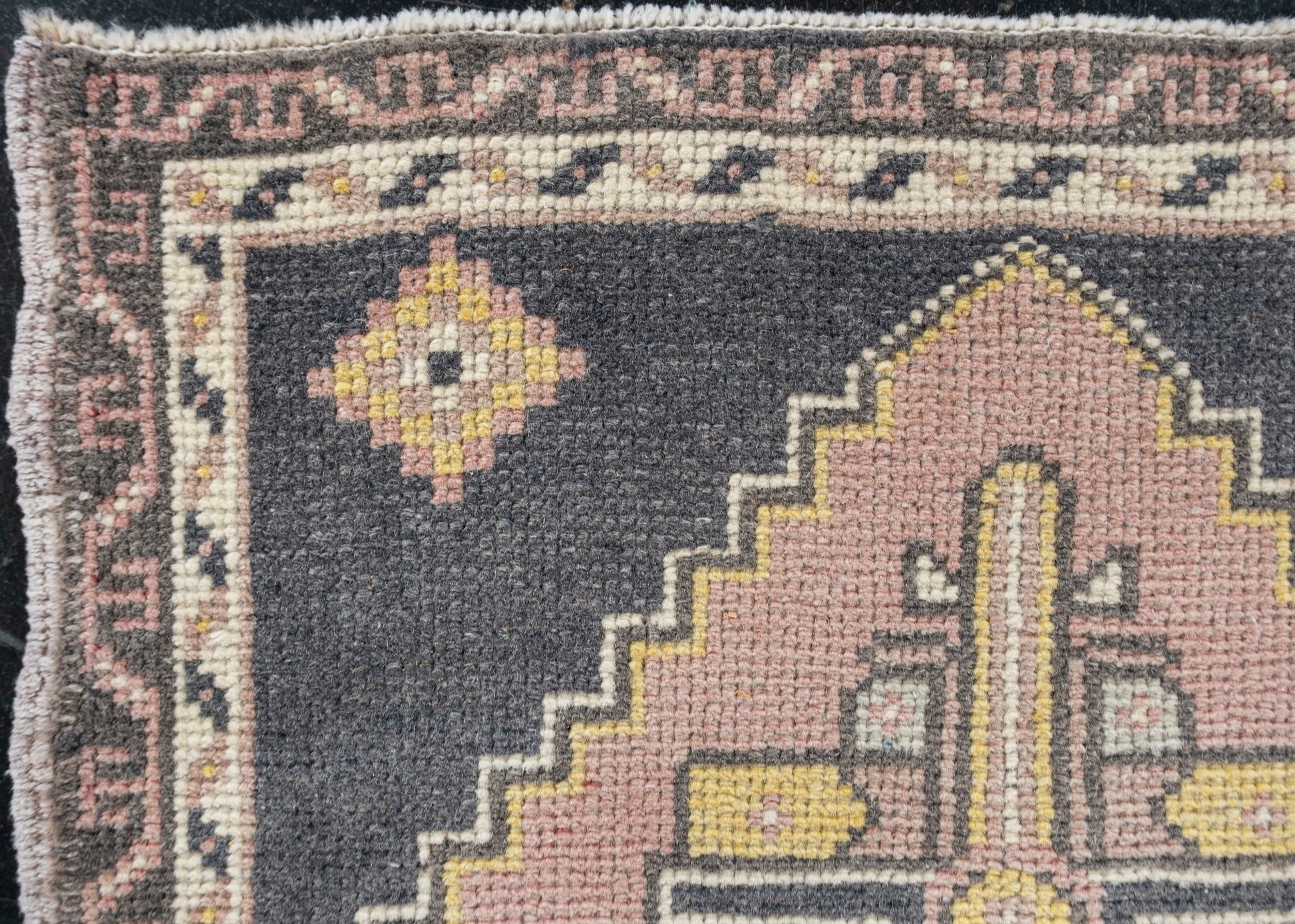 Oriental Hand Knotted Vintage Turkish Mini Rug 1'9" x 3'6" #10062