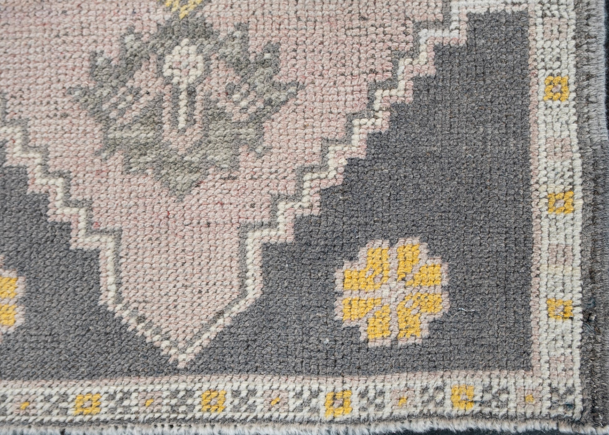 Oriental Hand Knotted Vintage Turkish Mini Rug 1'9" x 3'2" #10700