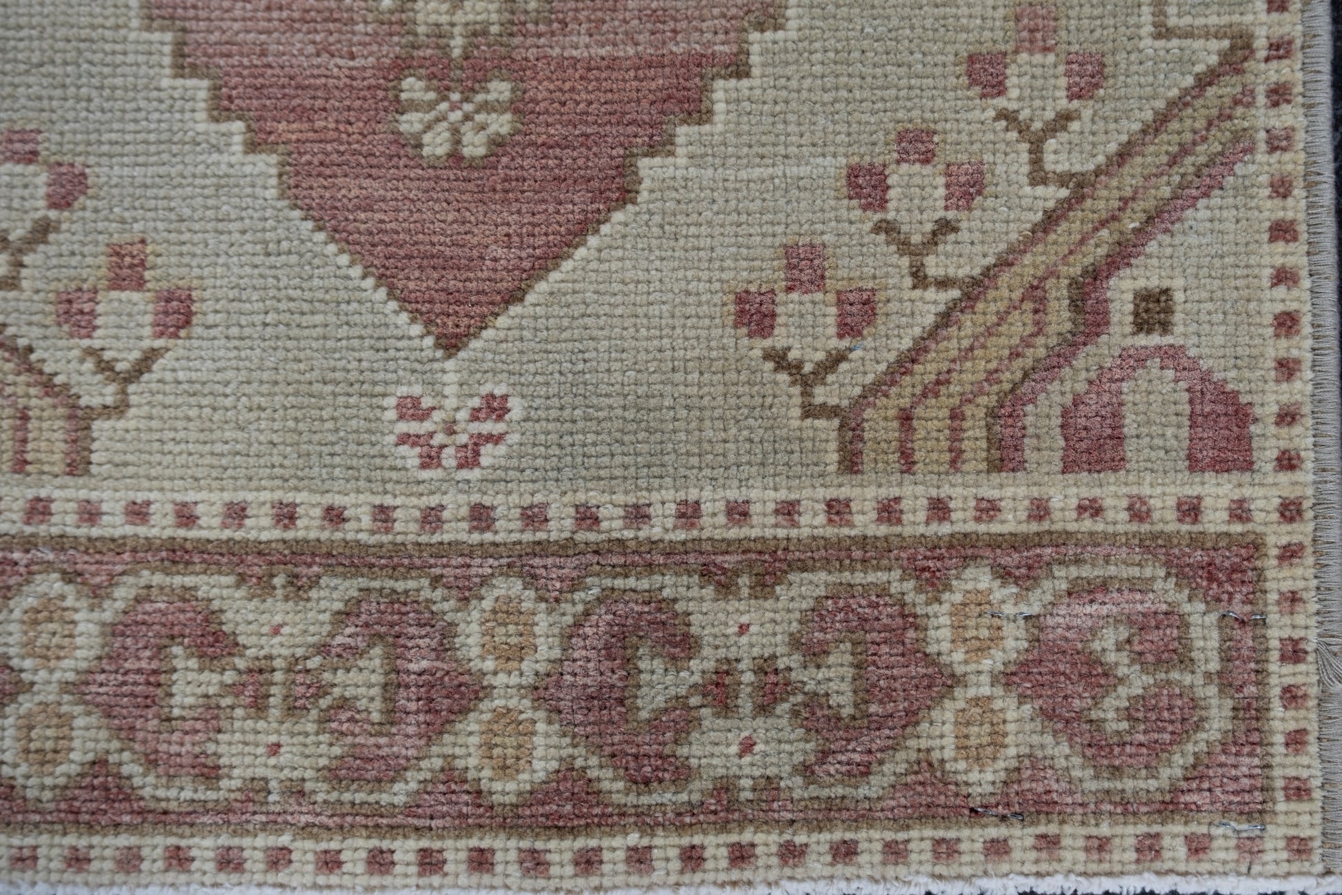 Oriental Hand Knotted Vintage Turkish Mini Rug 1'6" x 3' #10657