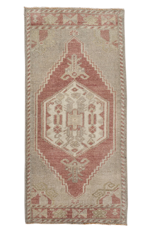 Turkish Vintage Anatolian Rug 1'6" x 3'3" #01