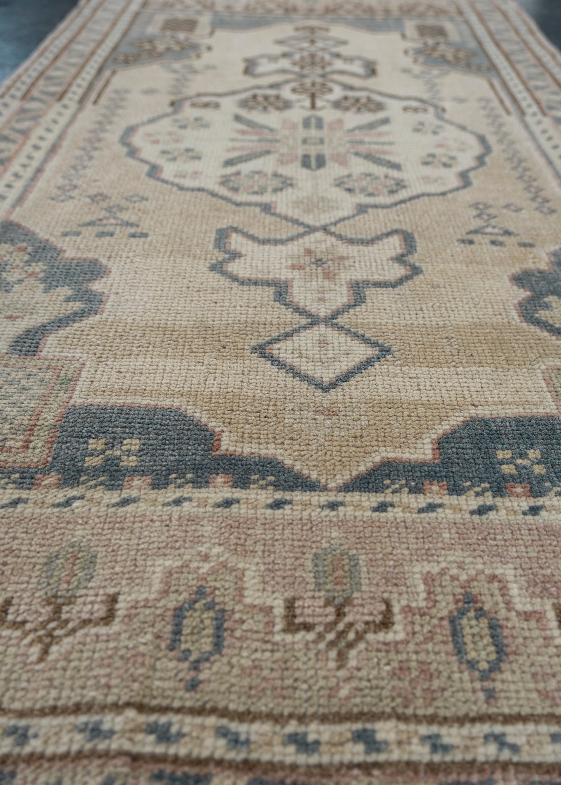Oriental Hand Knotted Vintage Turkish Mini Rug 1'10" x 3'5" #10002