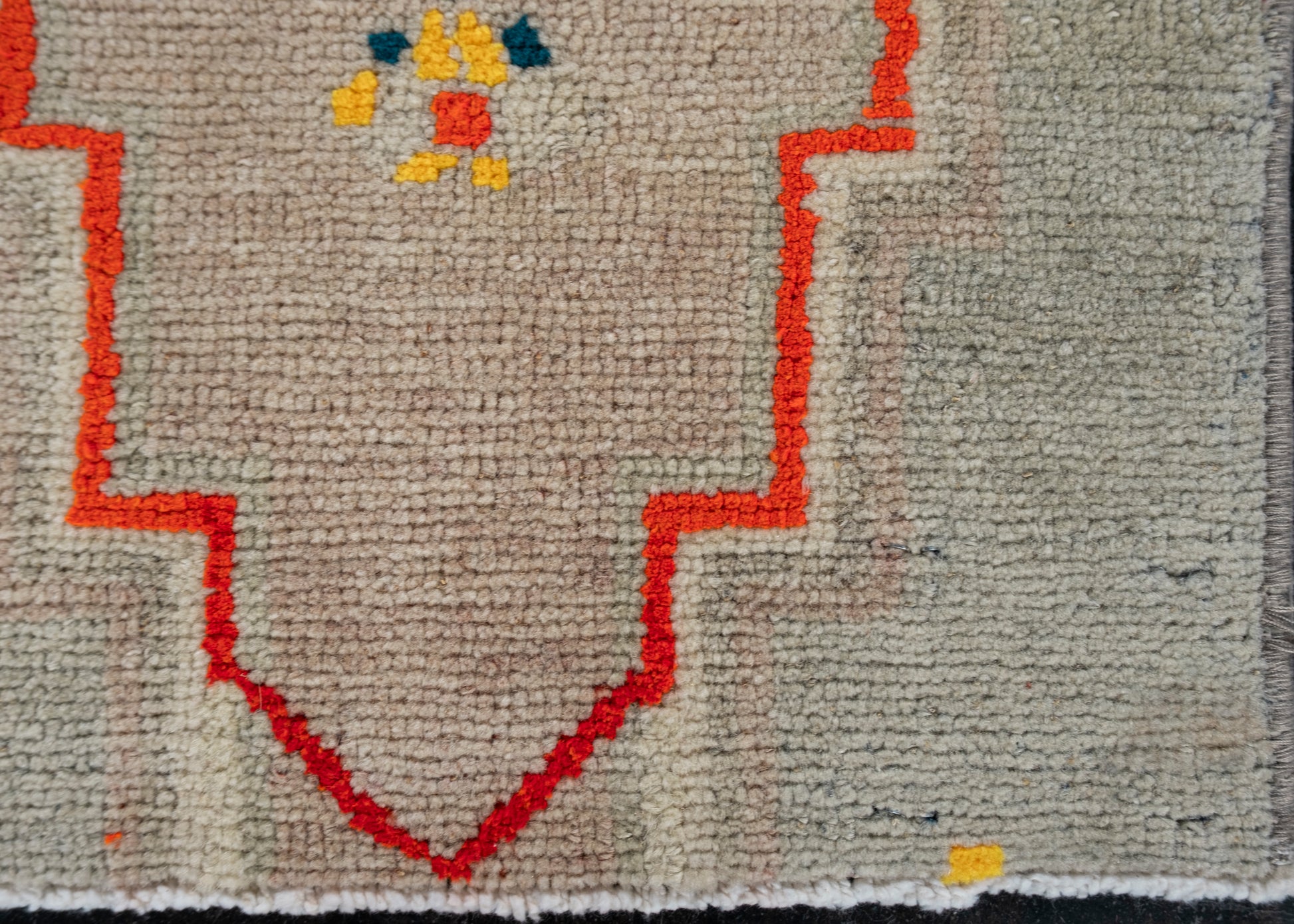 Oriental Hand Knotted Vintage Turkish Mini Rug 1'3" x 3' #10495