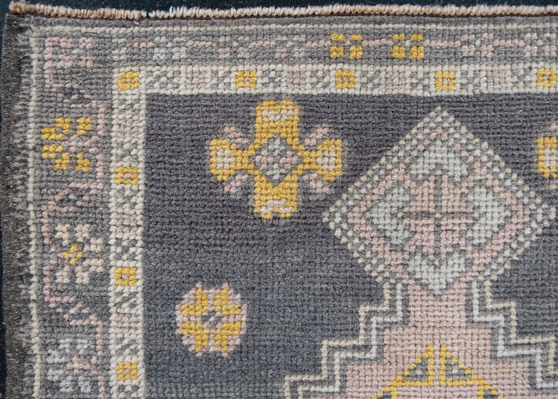 Oriental Hand Knotted Vintage Turkish Mini Rug 1'9" x 3'8" #10276