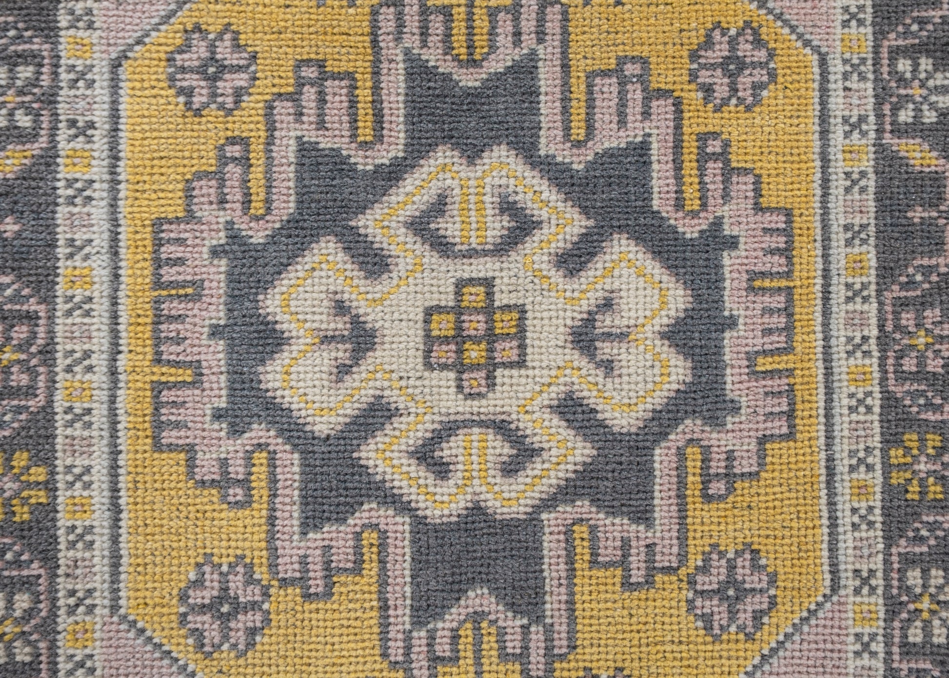 Oriental Hand Knotted Vintage Turkish Mini Rug 1'9" x 3'8" #10276