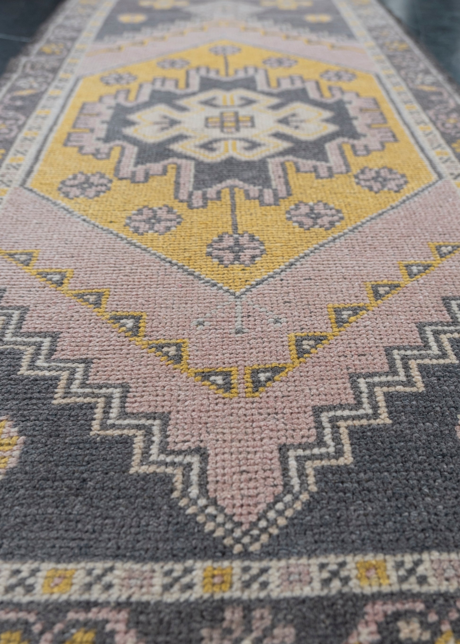 Oriental Hand Knotted Vintage Turkish Mini Rug 1'9" x 3'8" #10276