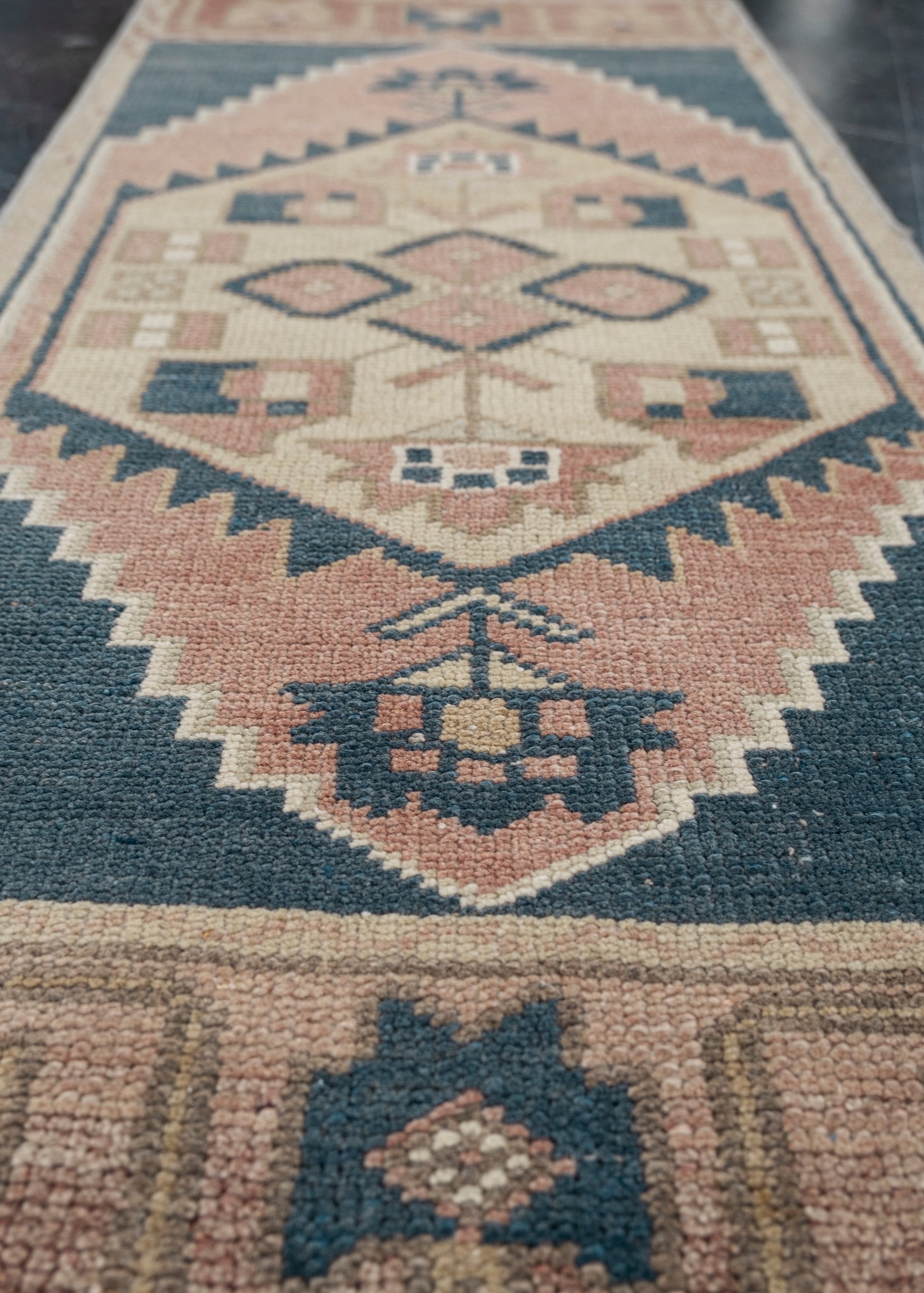 Oriental Hand Knotted Vintage Turkish Mini Rug 1'5" x 3'1" #10186