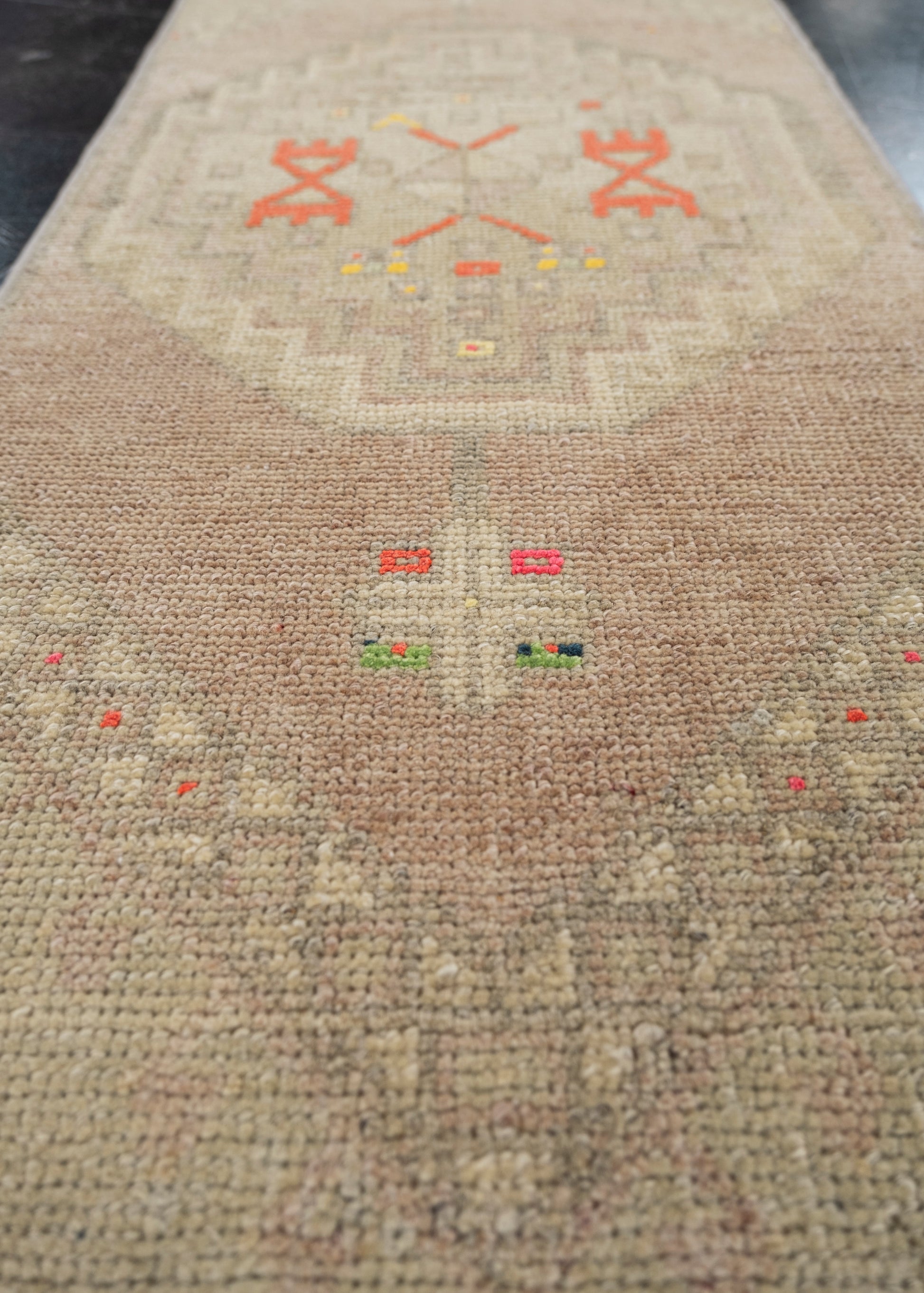 Oriental Hand Knotted Vintage Turkish Mini Rug 1'4" x 3' #10411