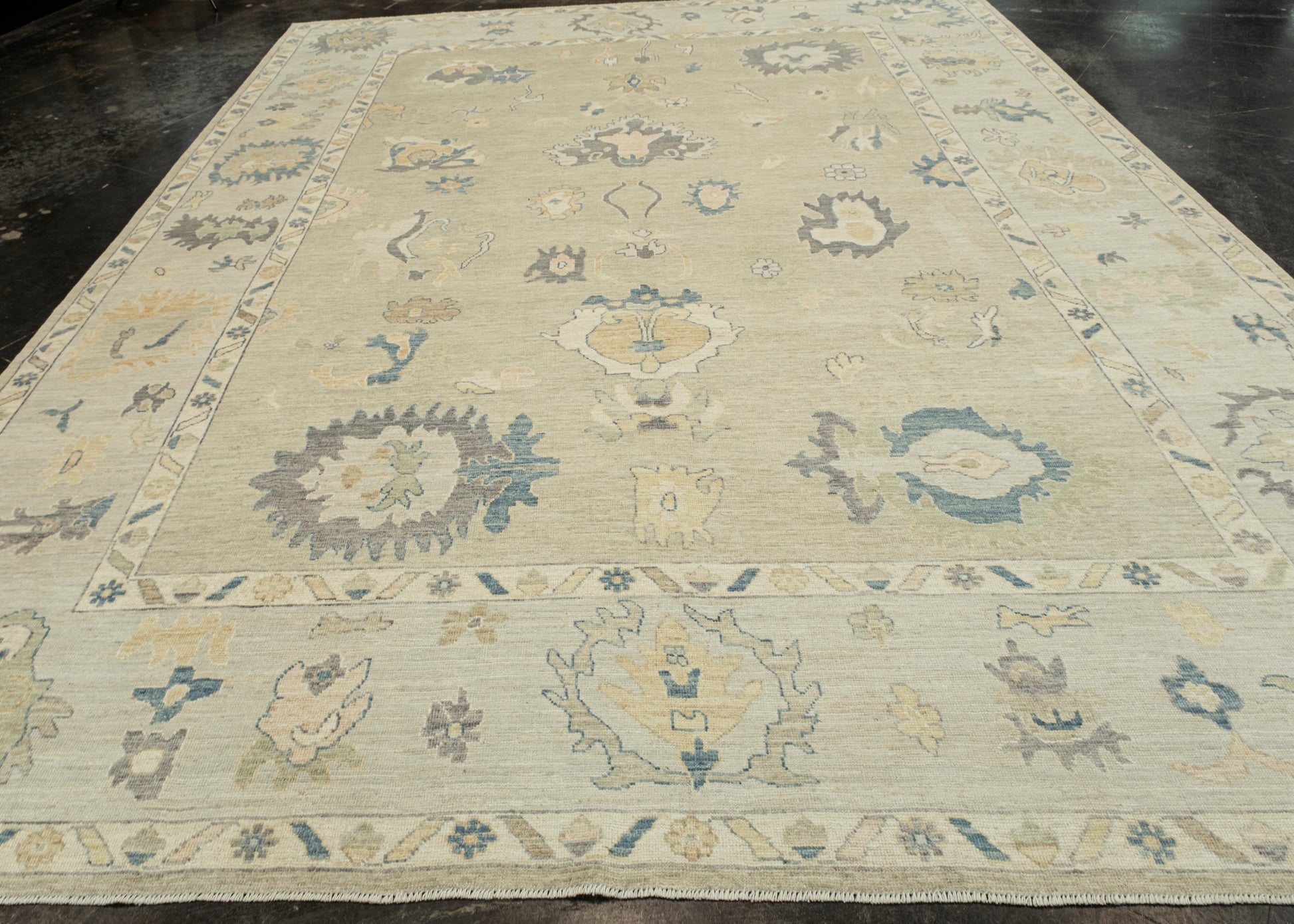 Oushak Rug 10'1" x 13'9" #AR-512
