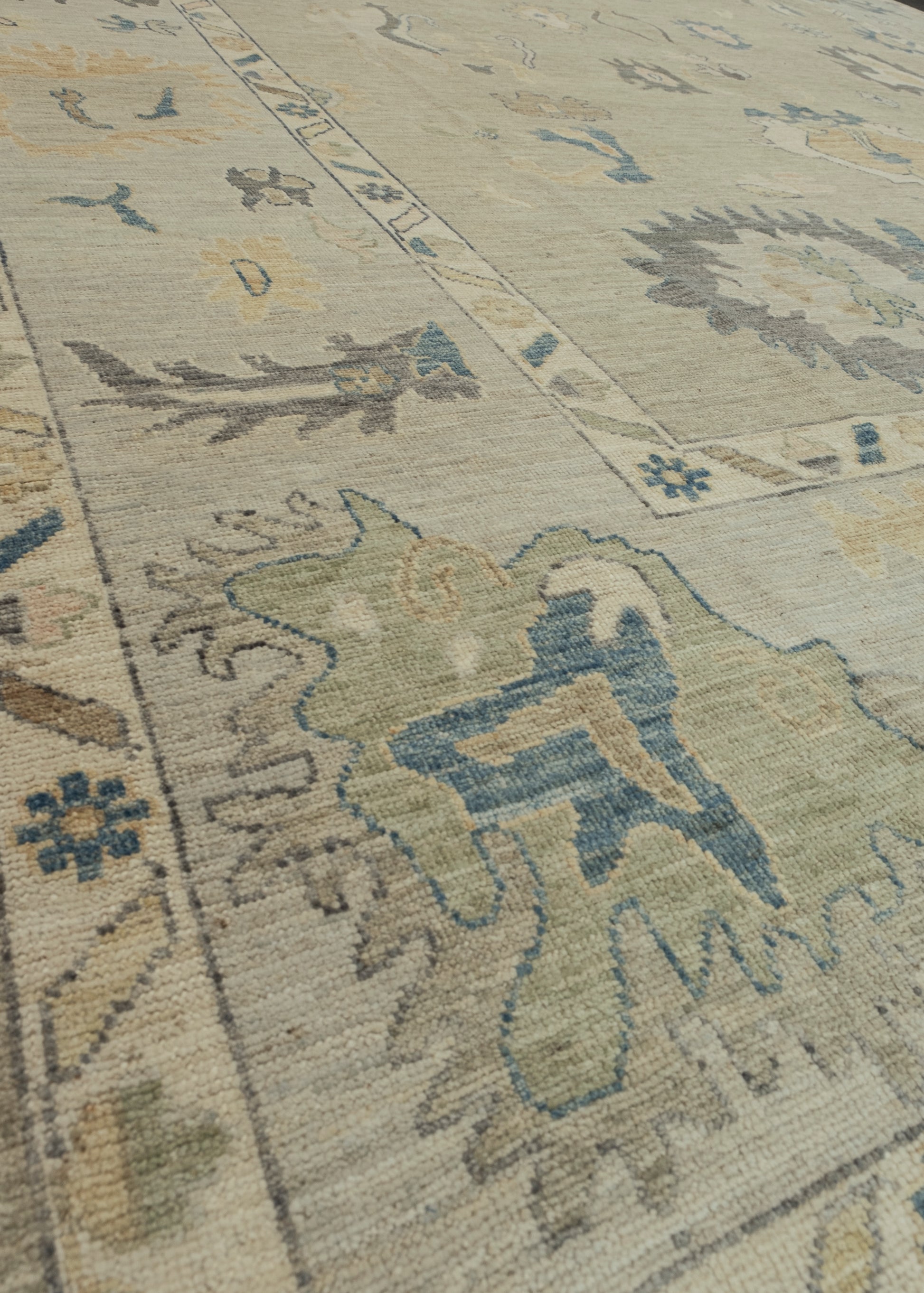 Oushak Rug 10'1" x 13'9" #AR-512