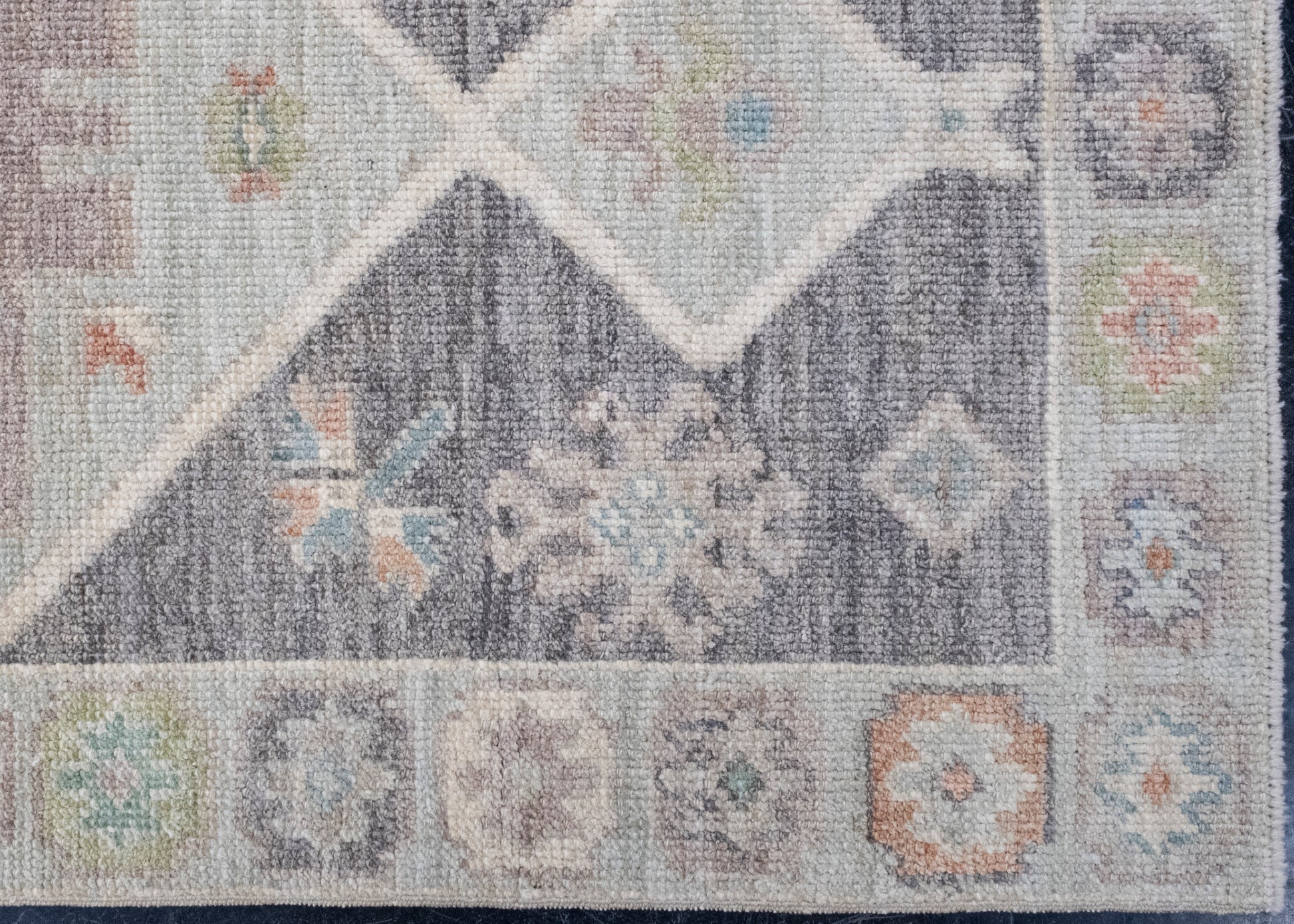 Turkish Oushak Rug 2'10" x 6'7" #16394