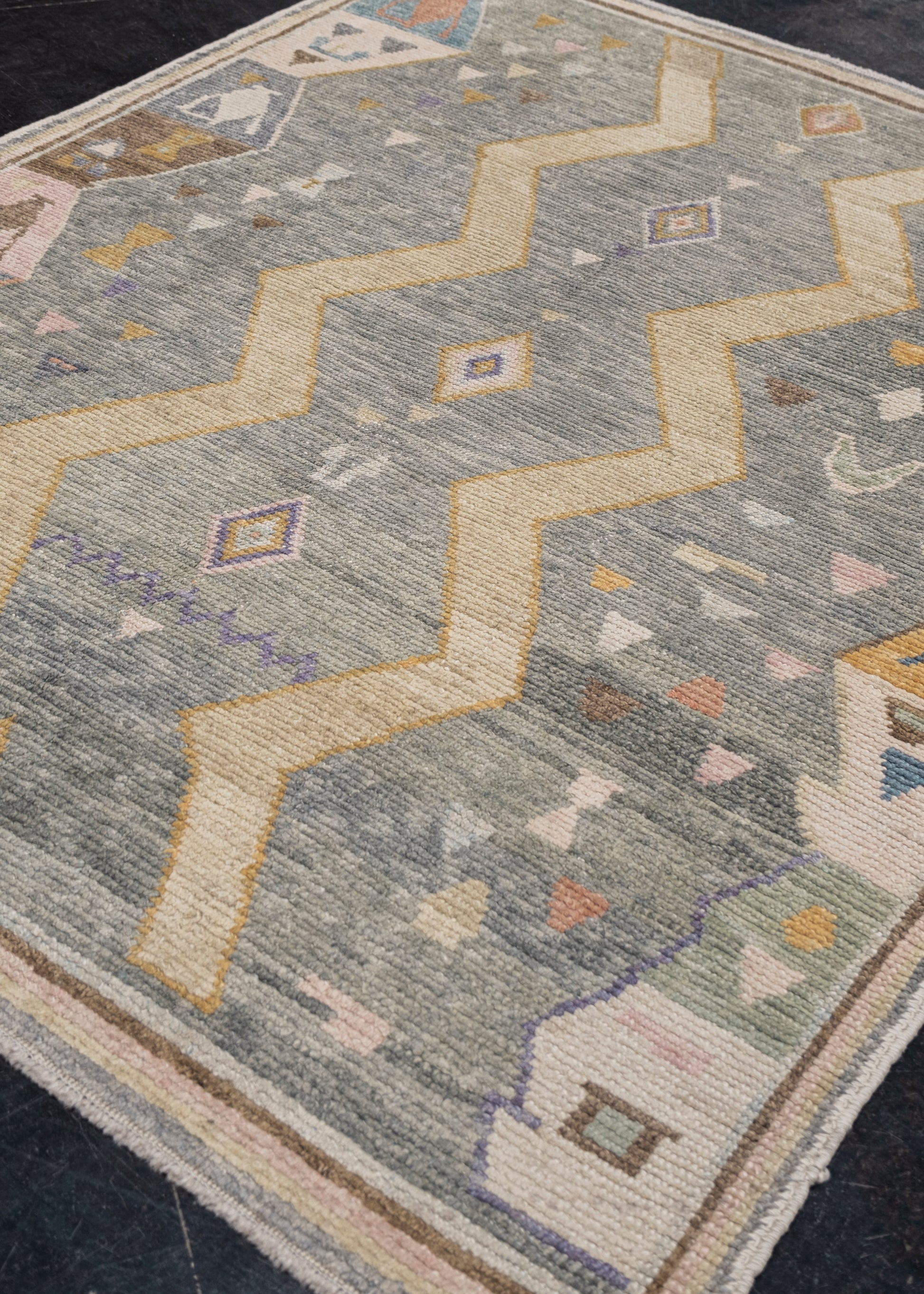 Turkish Oushak Rug 5'6" x 6'10" #4574