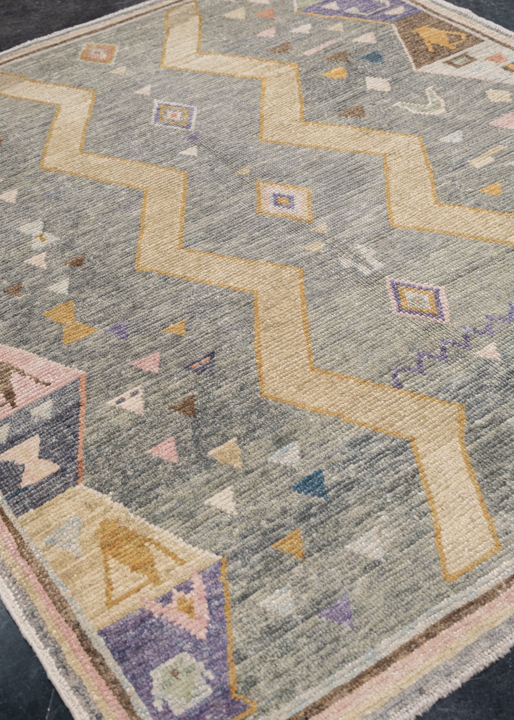 Turkish Oushak Rug 5'6" x 6'10" #4574
